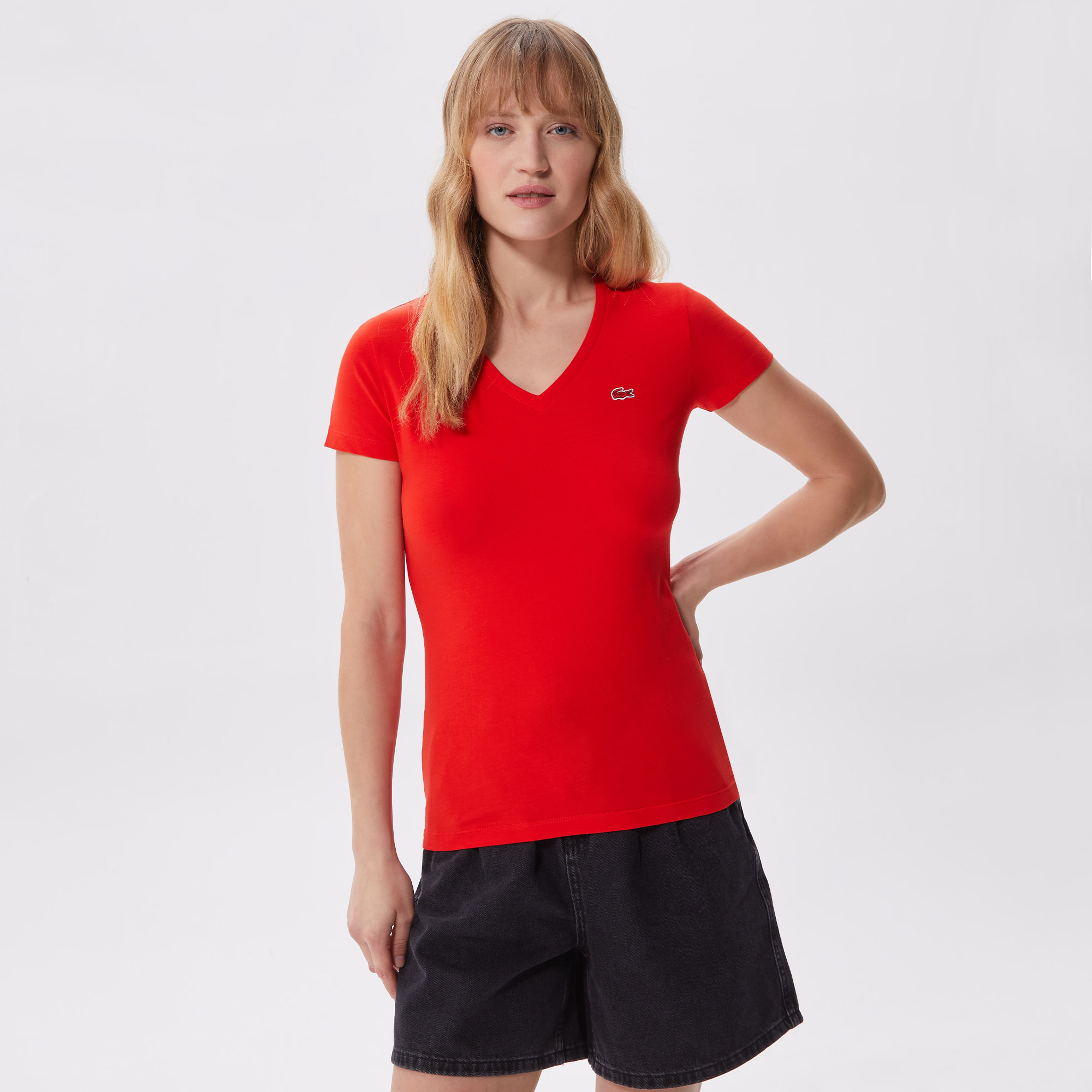 Lacoste Kadın Slim Fit V Yaka Kırmızı T-Shirt