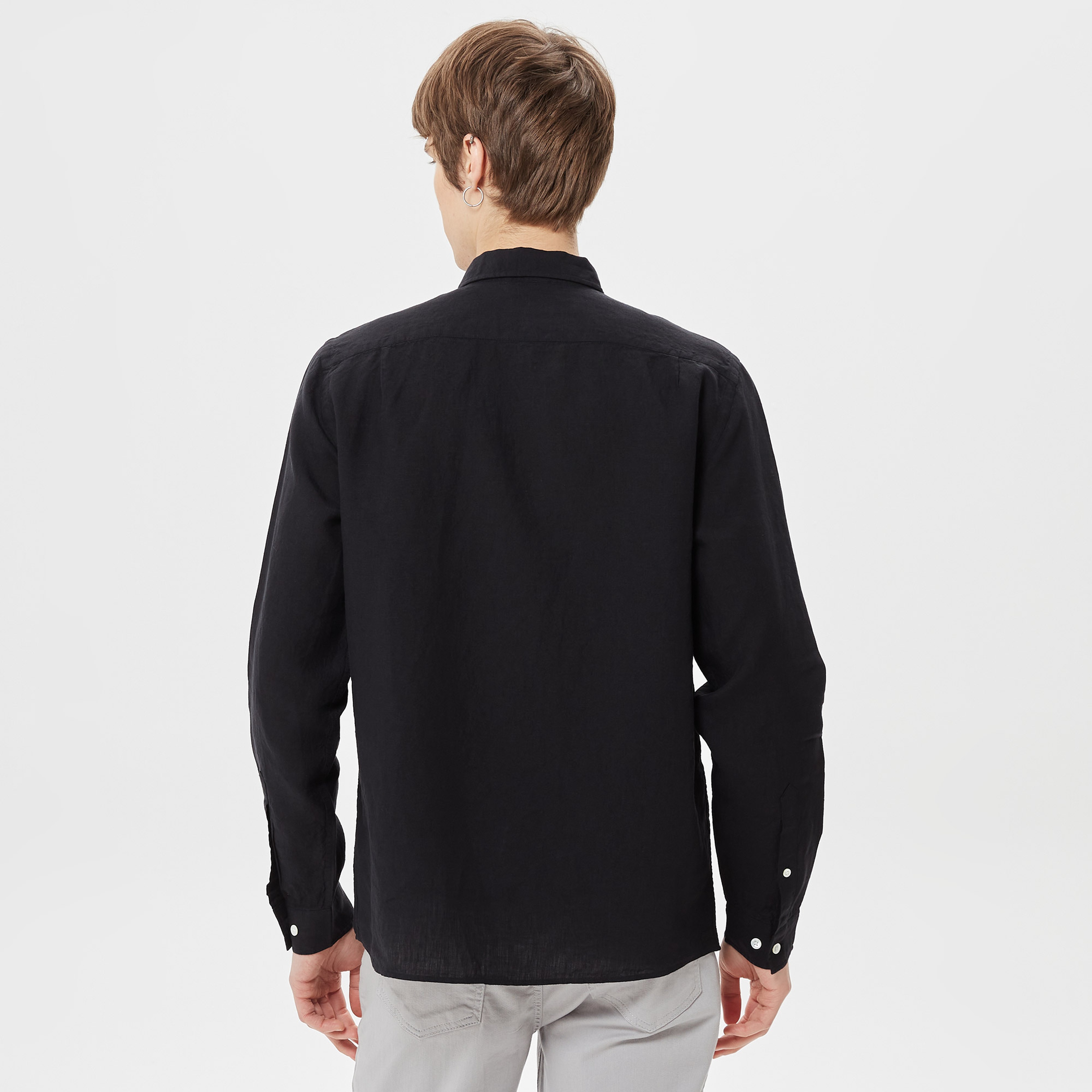 Erkek Regular Fit Düğmeli Yaka Keten Siyah Gömlek