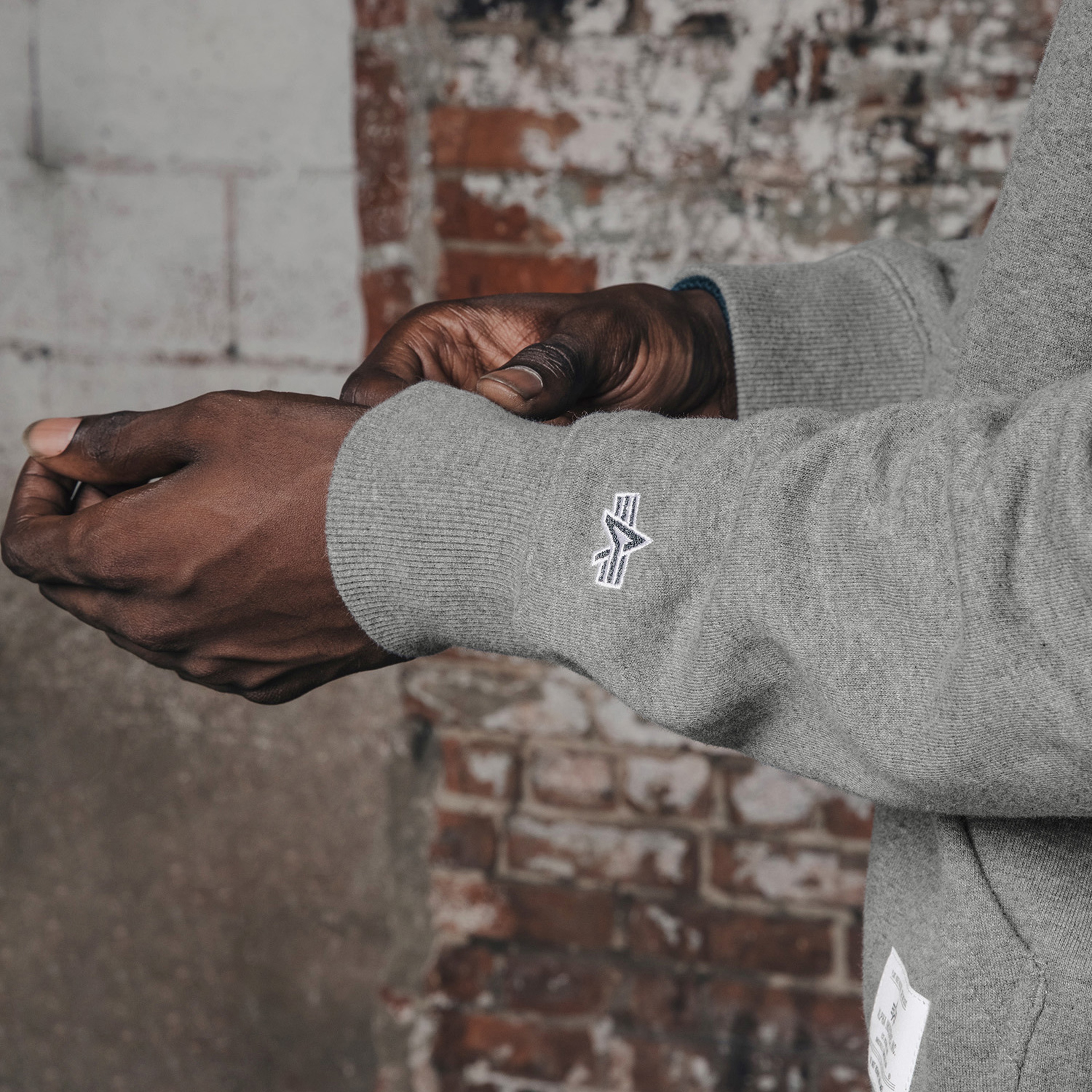 Alpha Industries Essential Erkek Gri Hoodie