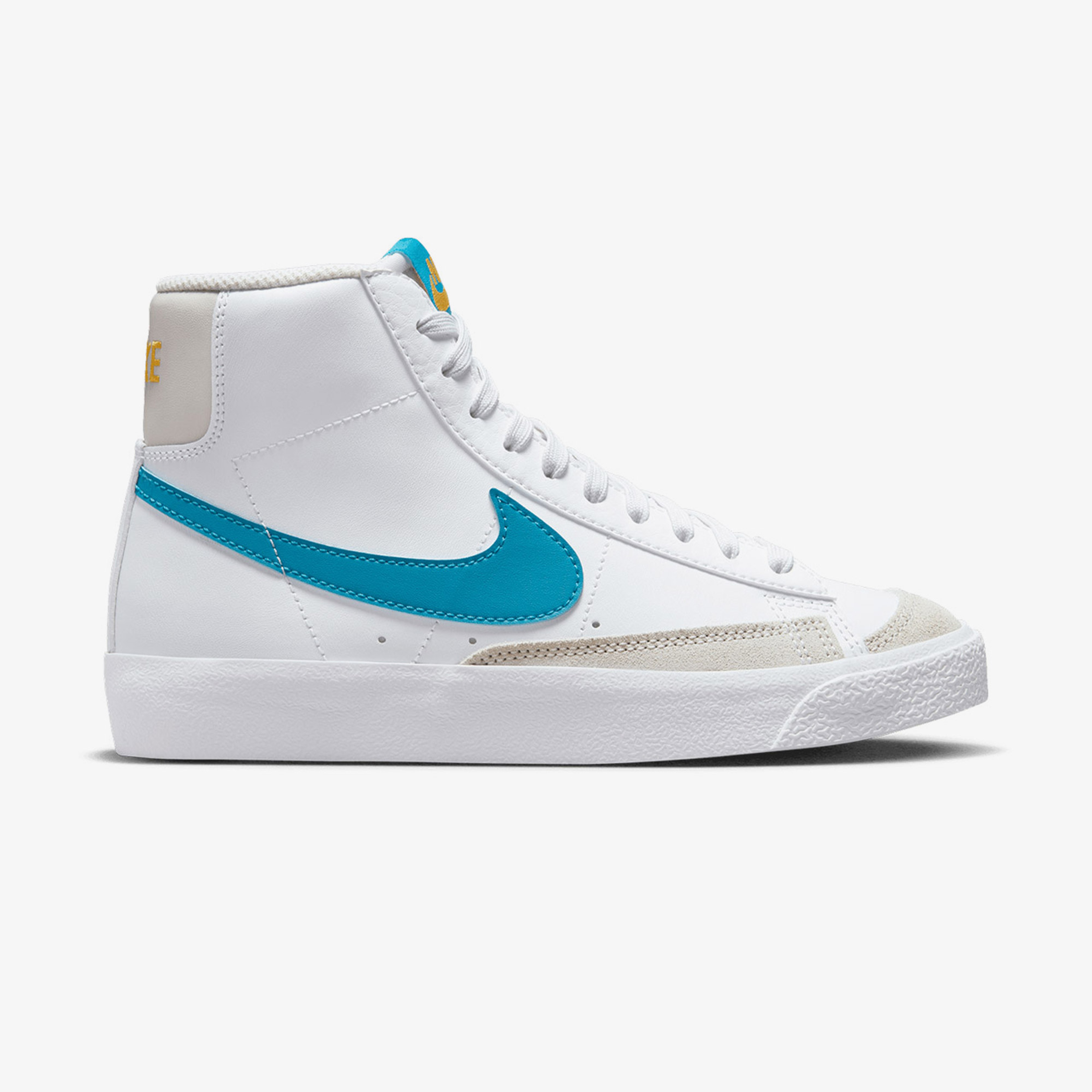 Nike Blazer Mid '77 Kadın Beyaz Spor Ayakkabı