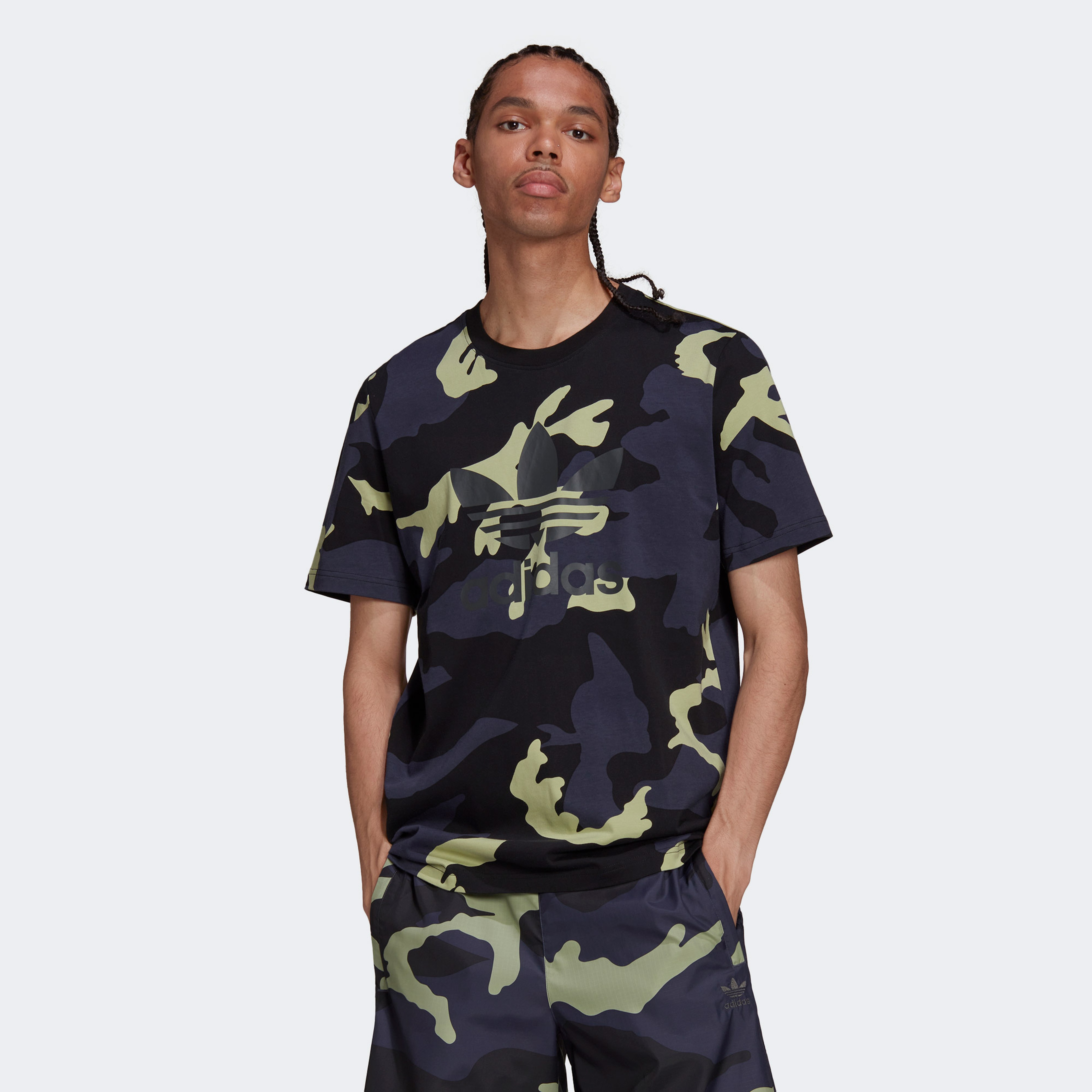 adidas Graphics Camo Erkek Lacivert T-Shirt