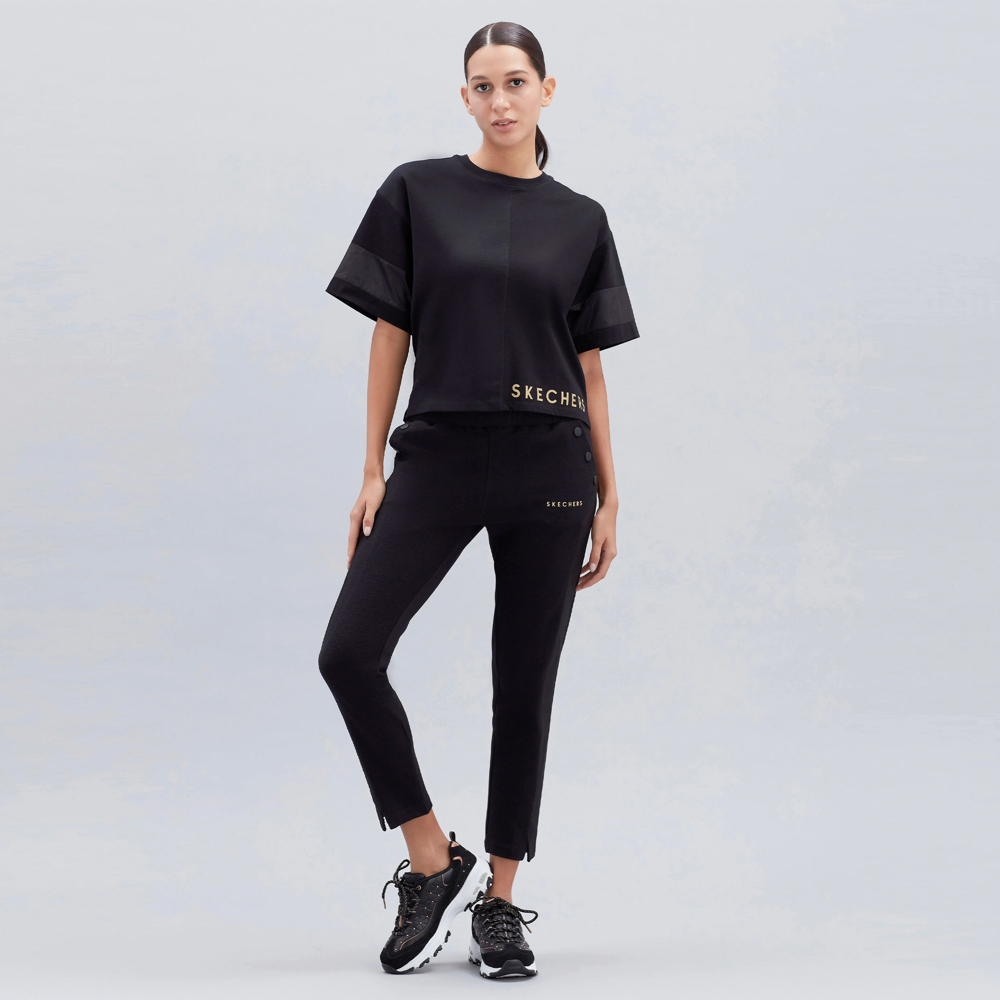 Skechers Capsule Coll Shiny Detailed Kadın Siyah T-Shirt