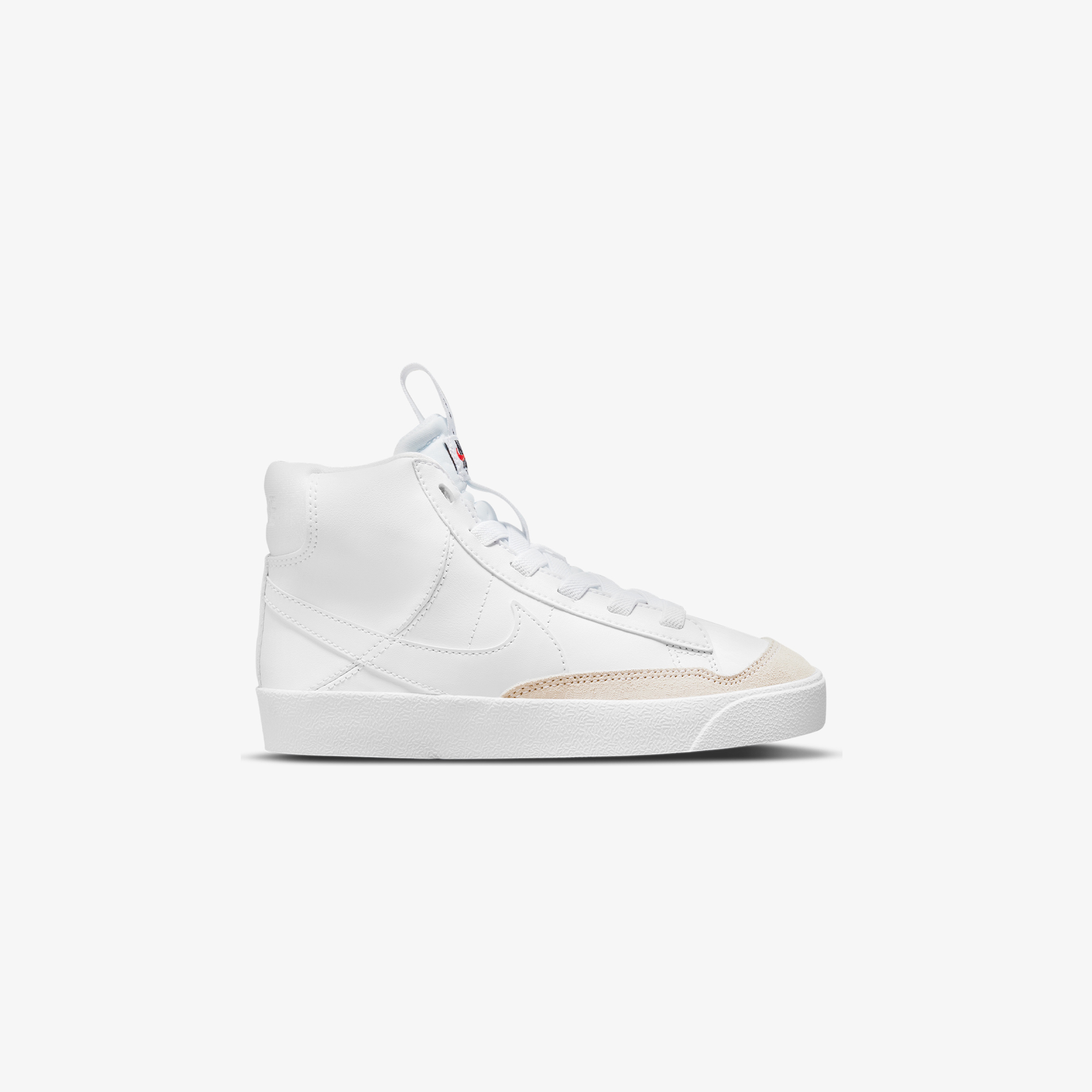 Nike Blazer Mid '77 SE Dance Çocuk Beyaz Spor Ayakkabı