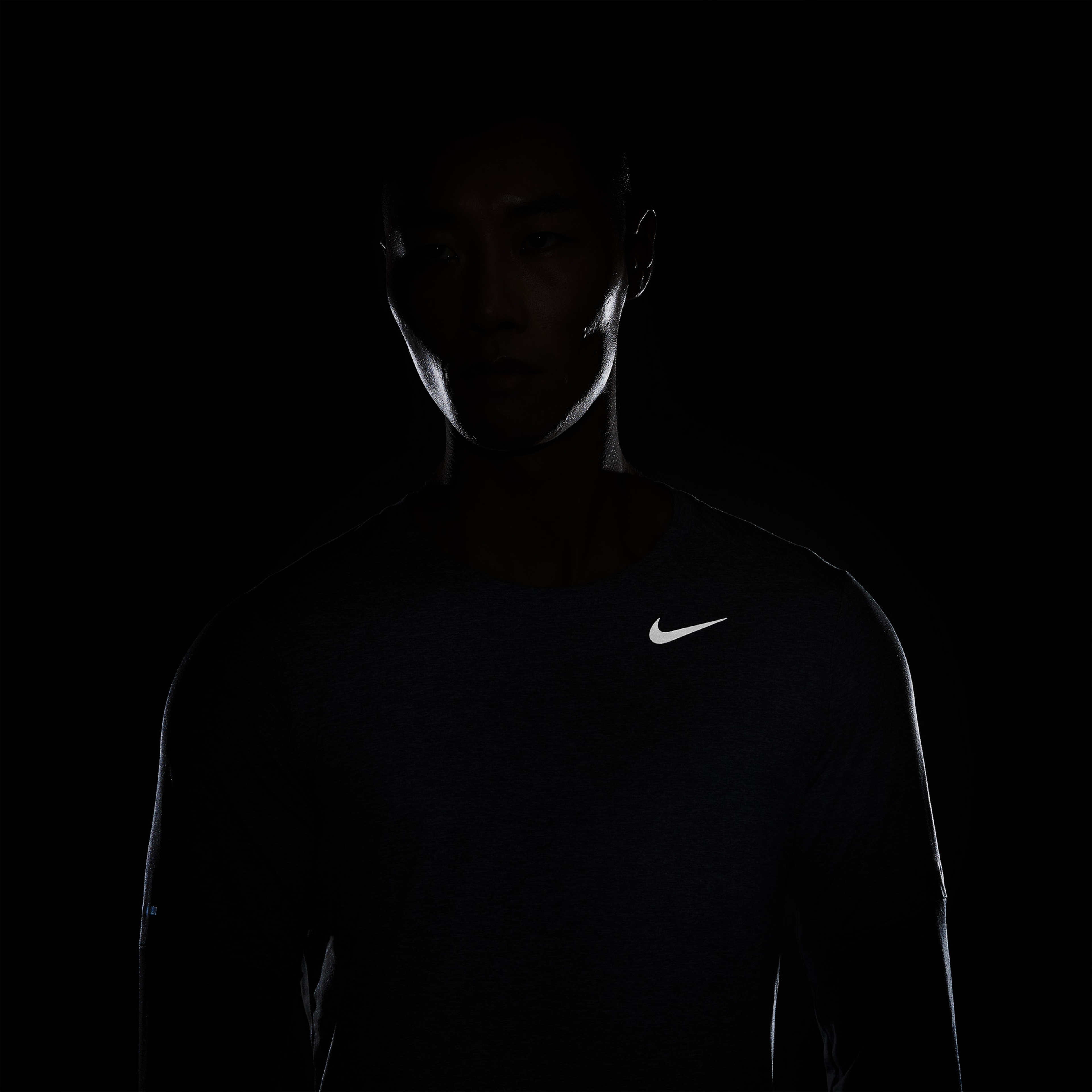 Nike Dri-Fıt Element Crew Erkek Gri Uzun Kollu T-Shirt