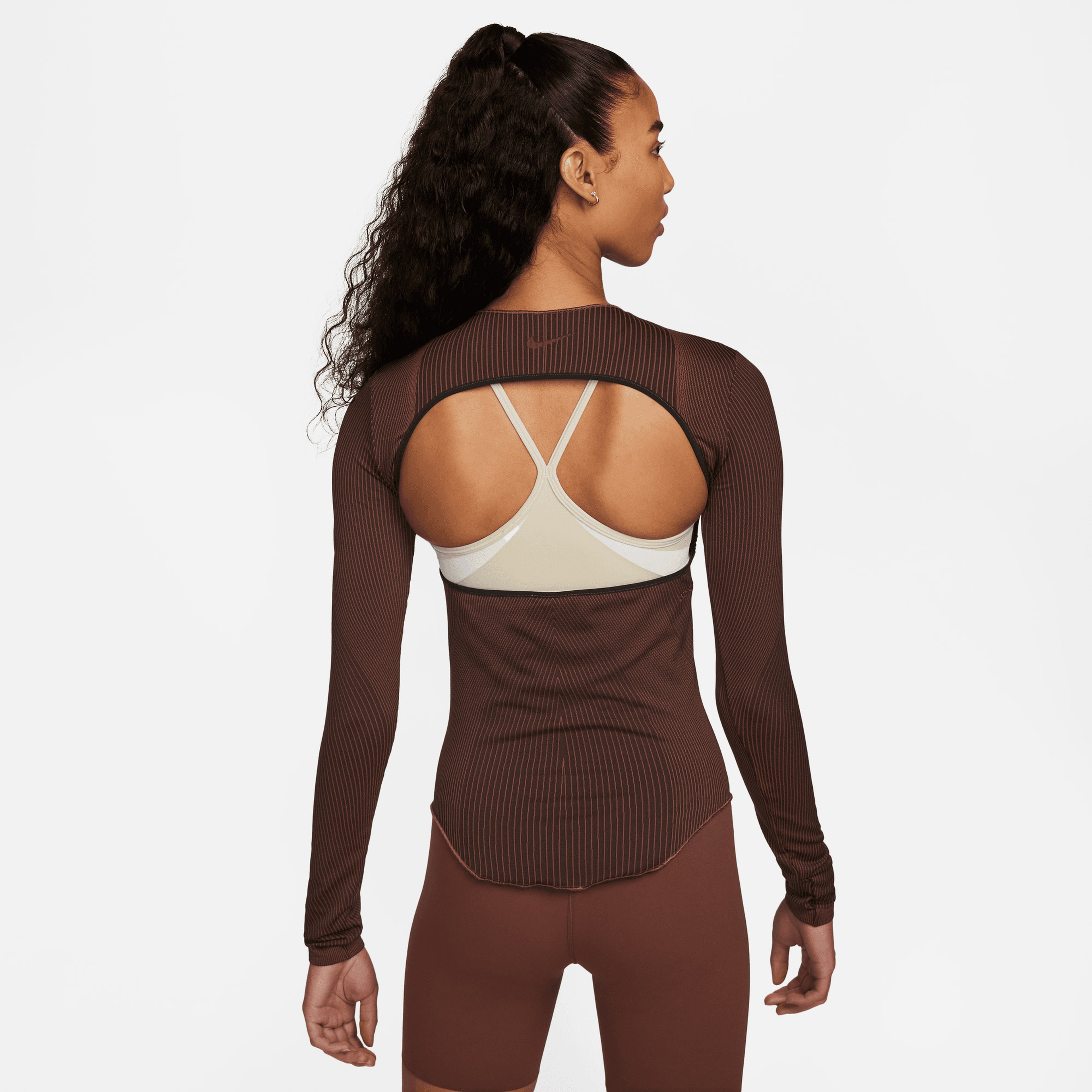 Nike Yoga Dri-Fit Adv Kadın Kahverengi T-Shirt