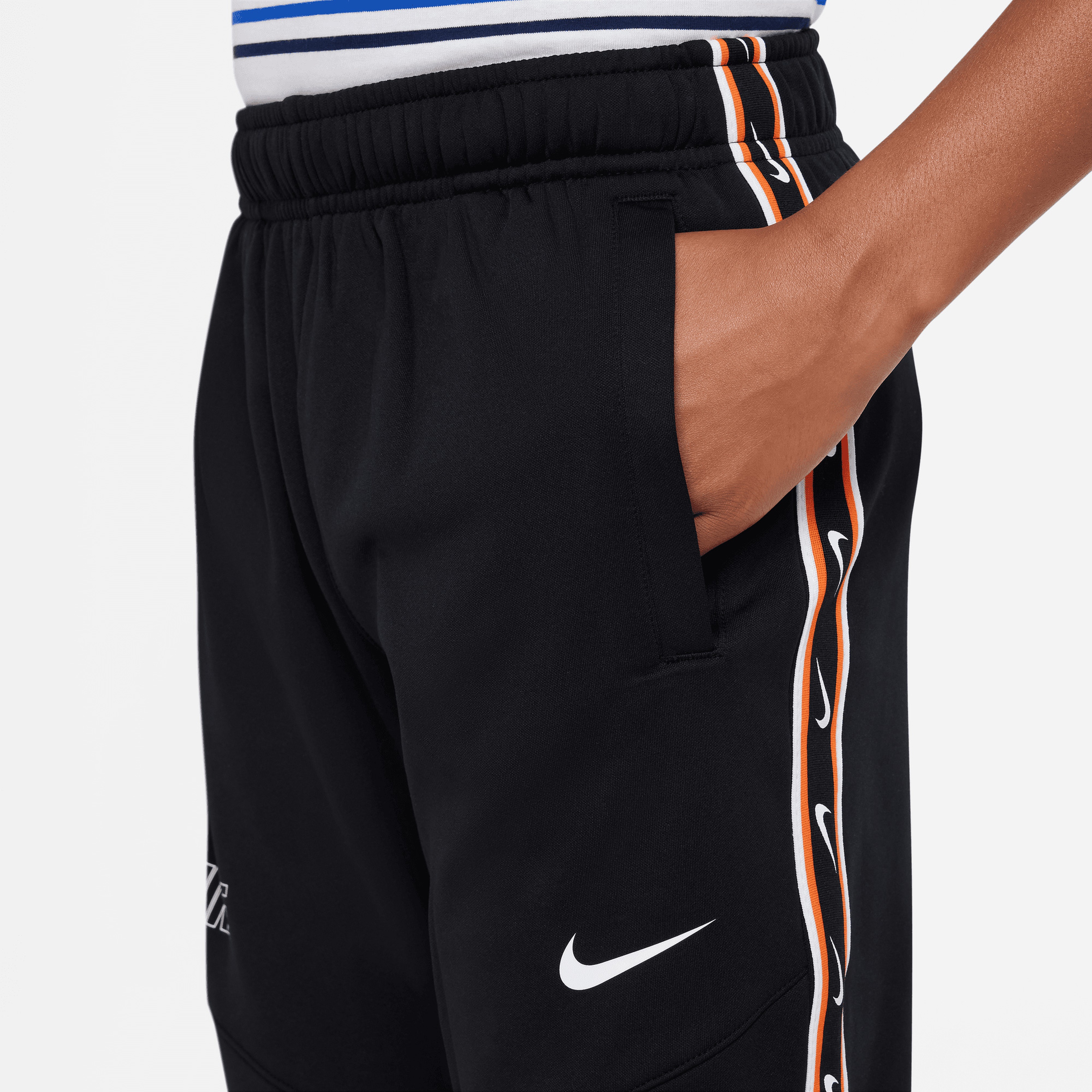 Nike Sportswear Repeat Jogger Çocuk Siyah Eşofman Altı