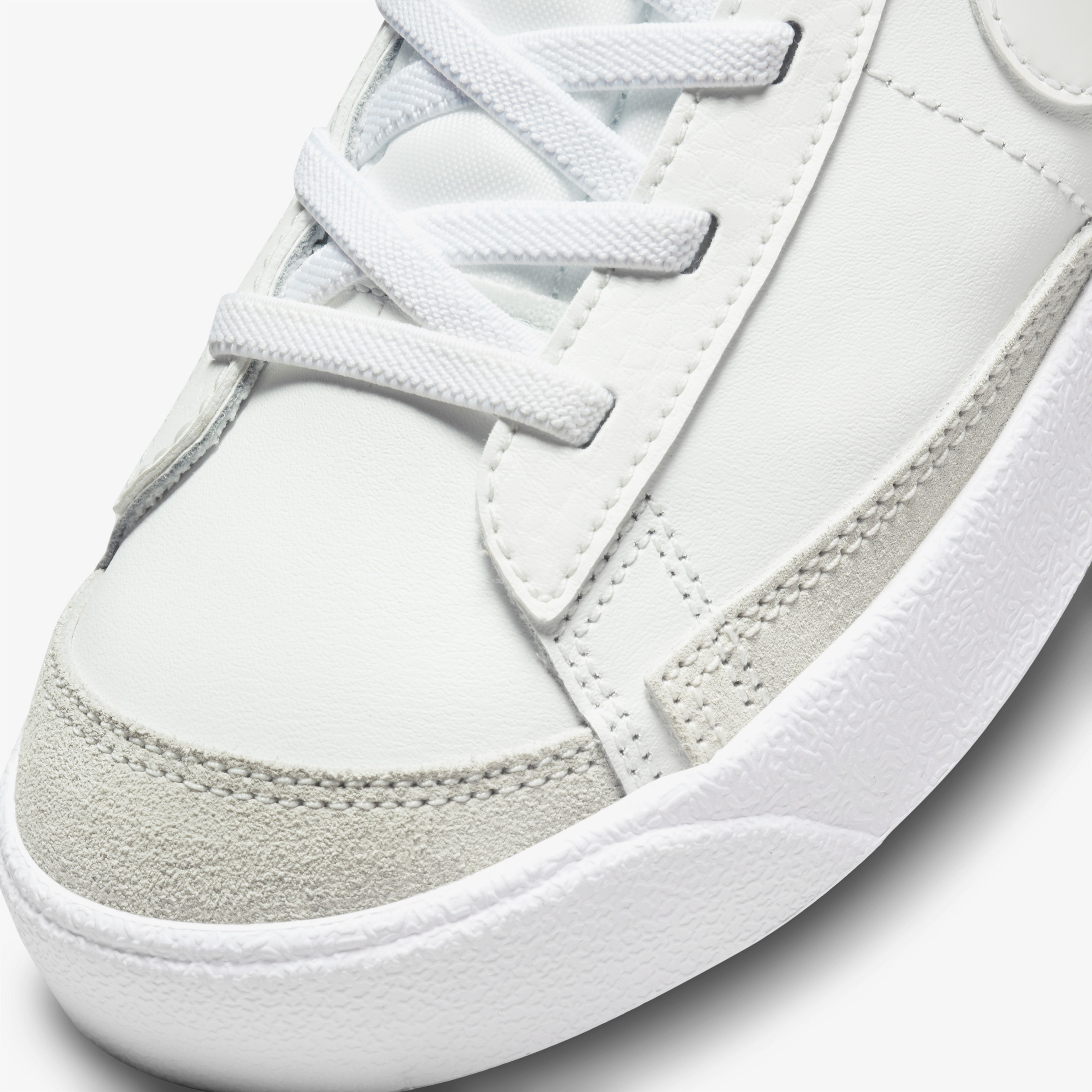 Nike Blazer Mid '77 Çocuk Beyaz Sneaker