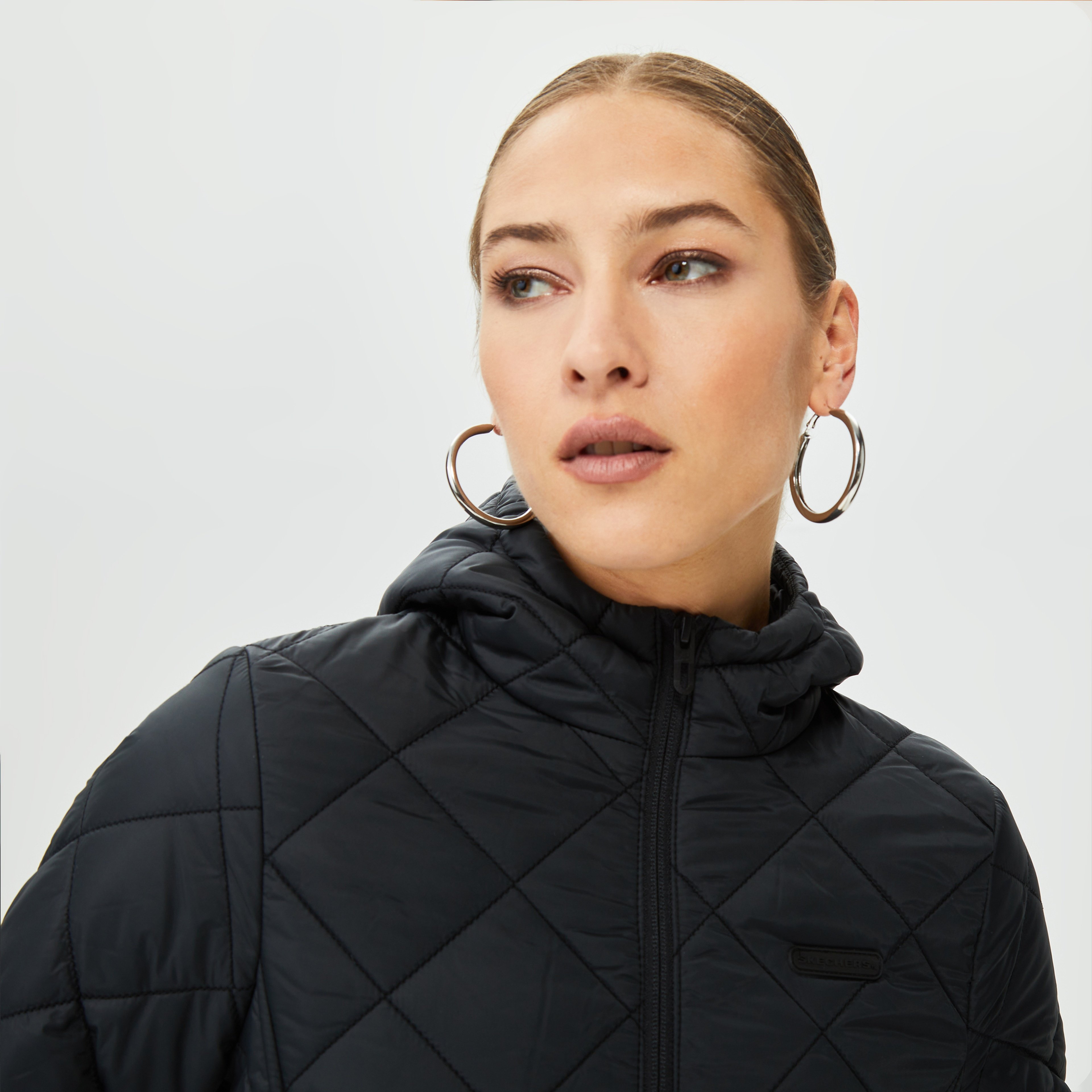 Skechers Capitone Hooded Kadın Siyah Mont