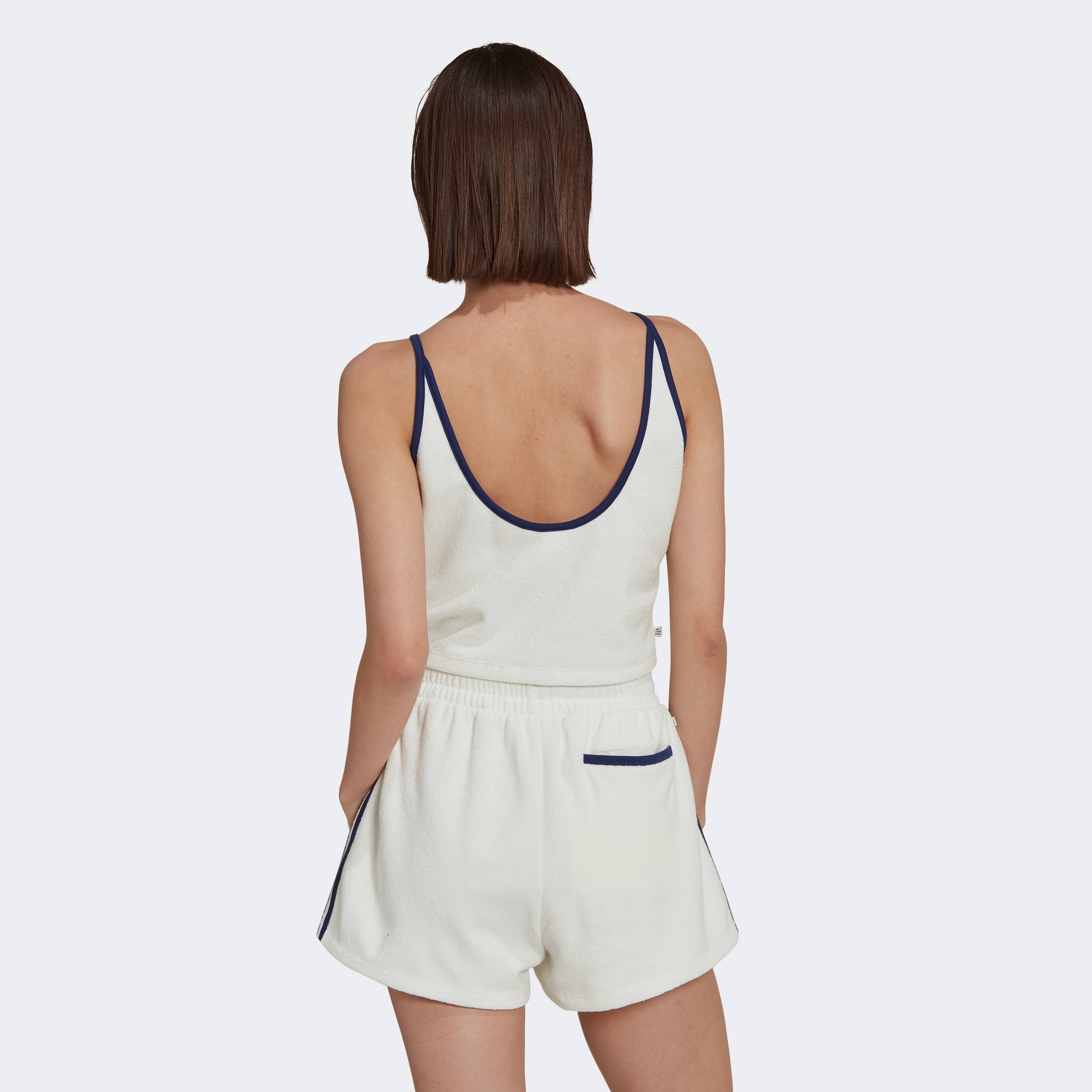 adidas Short Towel Kadın Beyaz Crop Top