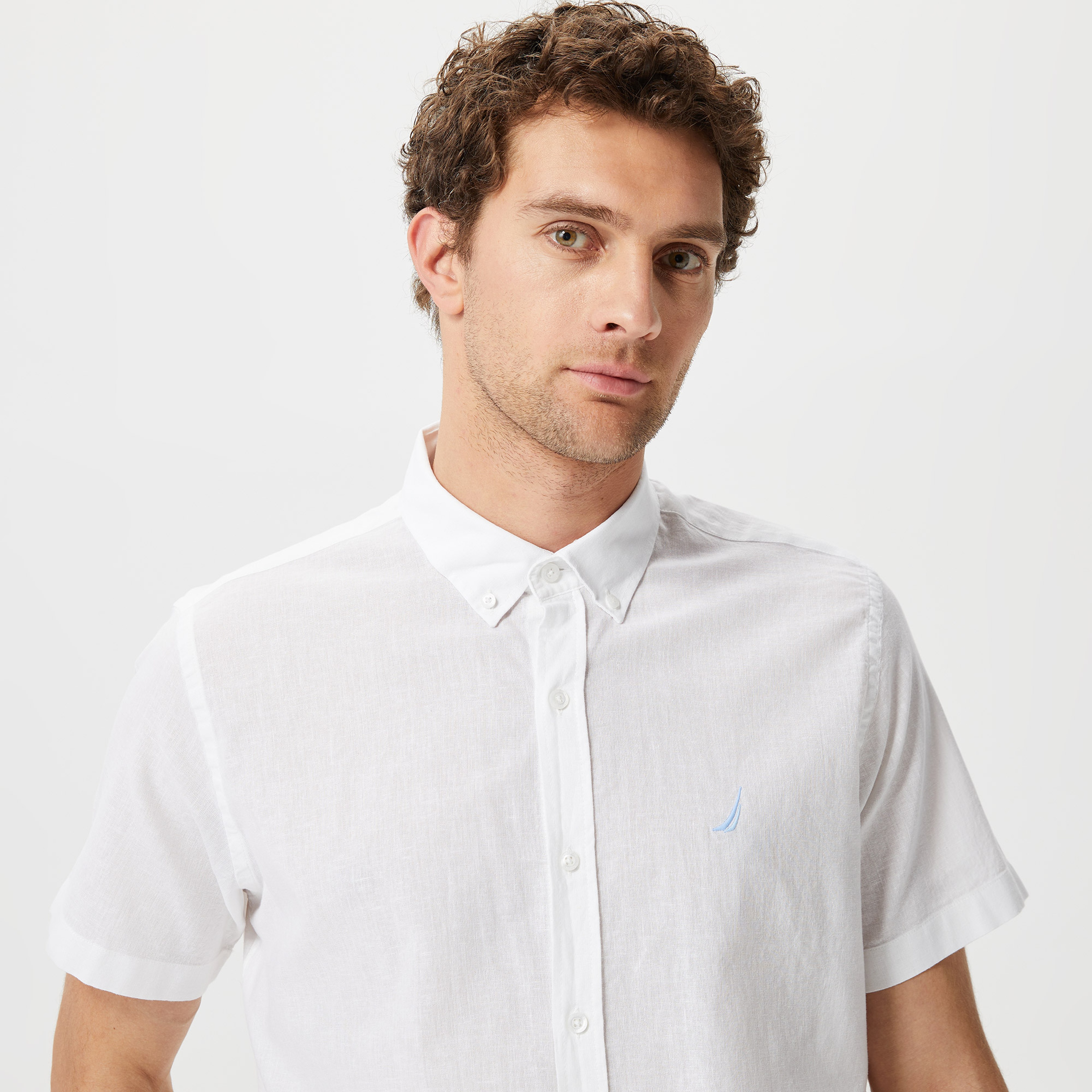 Nautica Erkek Beyaz Classic Fit Kısa Kollu Keten Gömlek