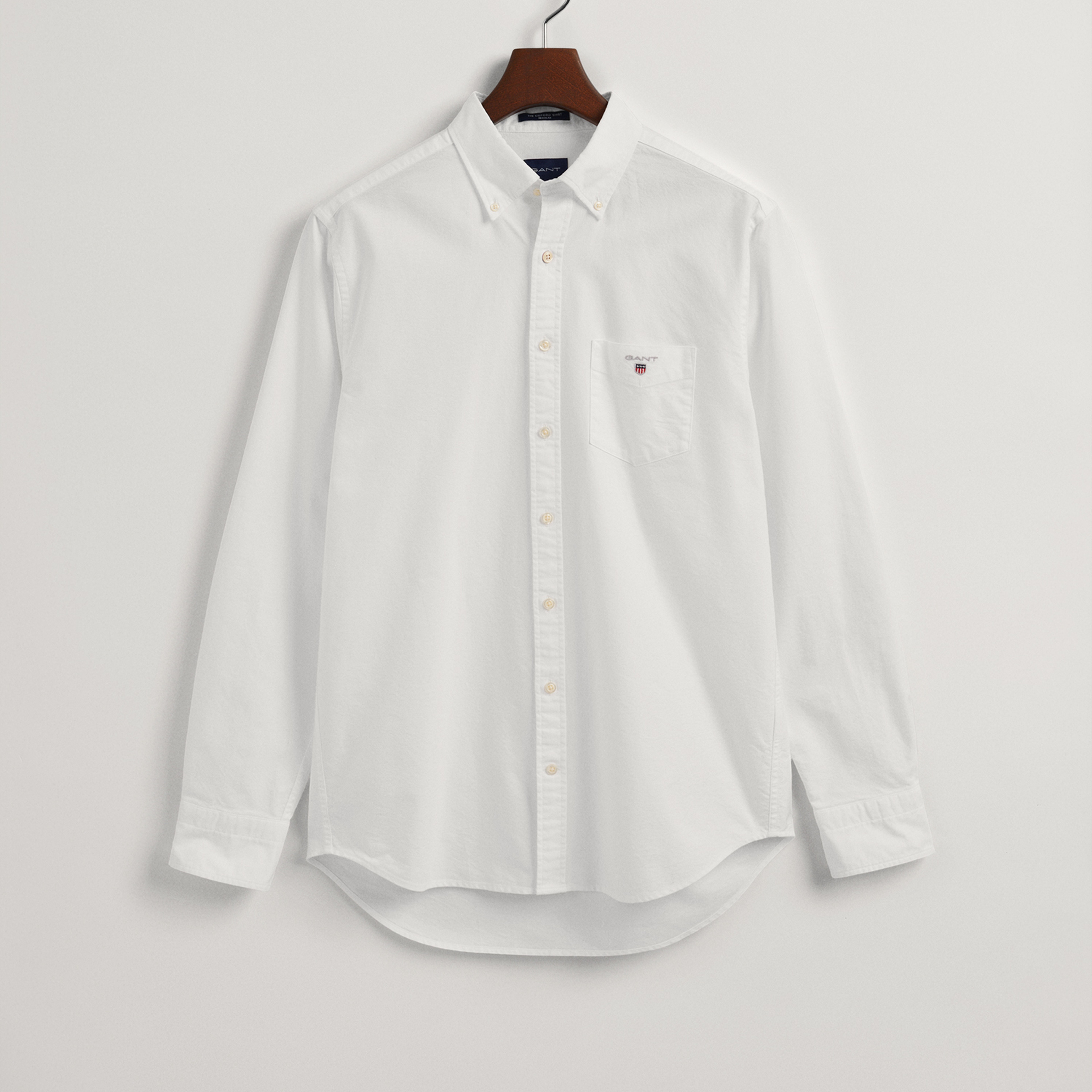 GANT Erkek Beyaz Regular Fit Düğmeli Yaka Oxford Gömlek