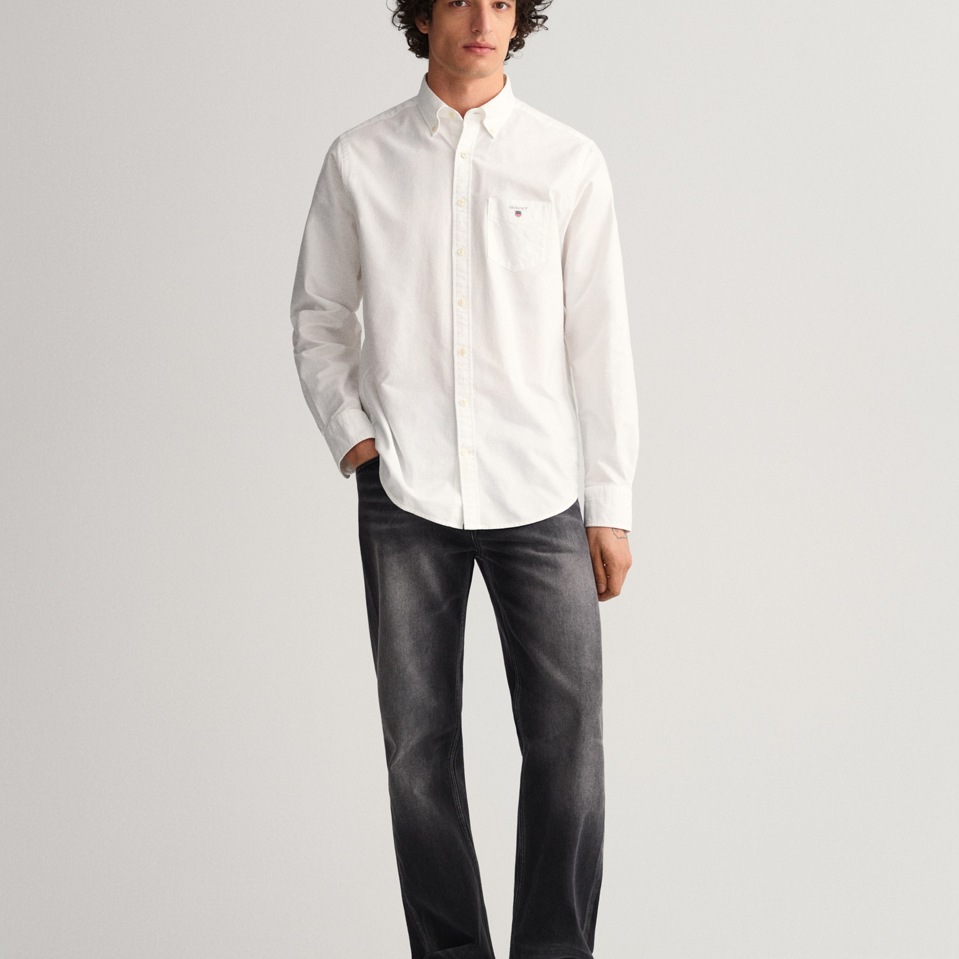 GANT Erkek Beyaz Regular Fit Düğmeli Yaka Oxford Gömlek