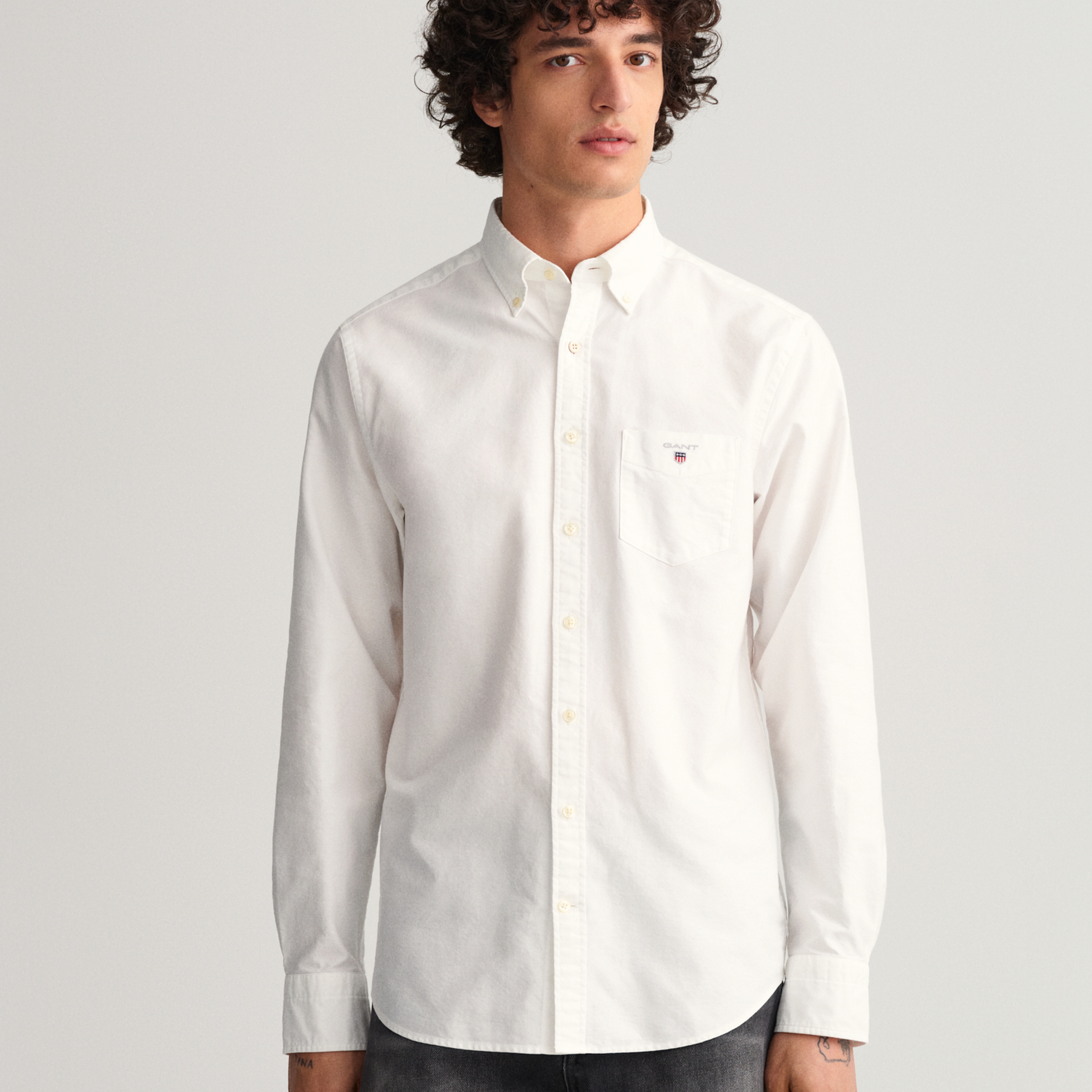 GANT Erkek Beyaz Regular Fit Düğmeli Yaka Oxford Gömlek