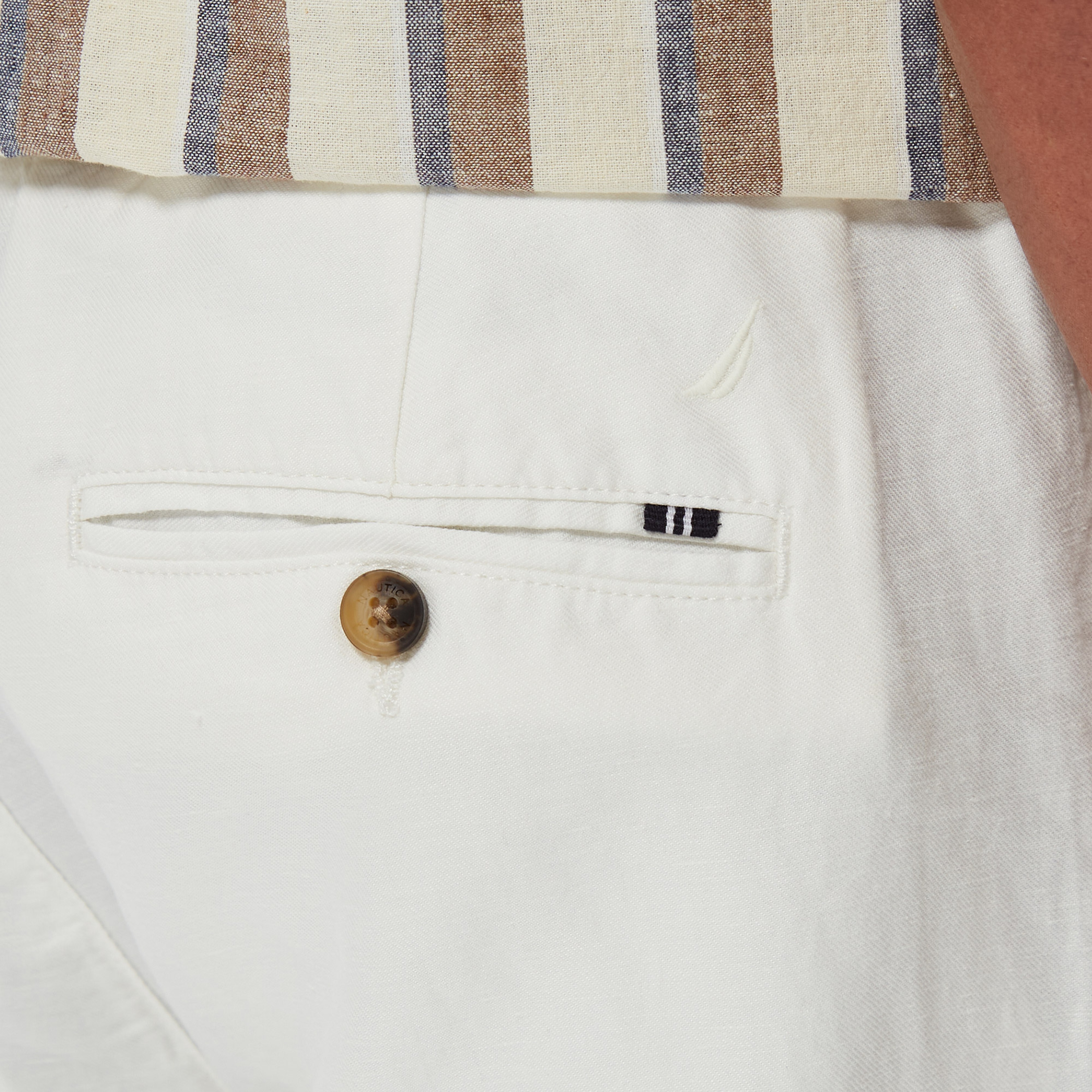 NAUTICA ERKEK CLASSIC FIT KIRIK BEYAZ PANTOLON