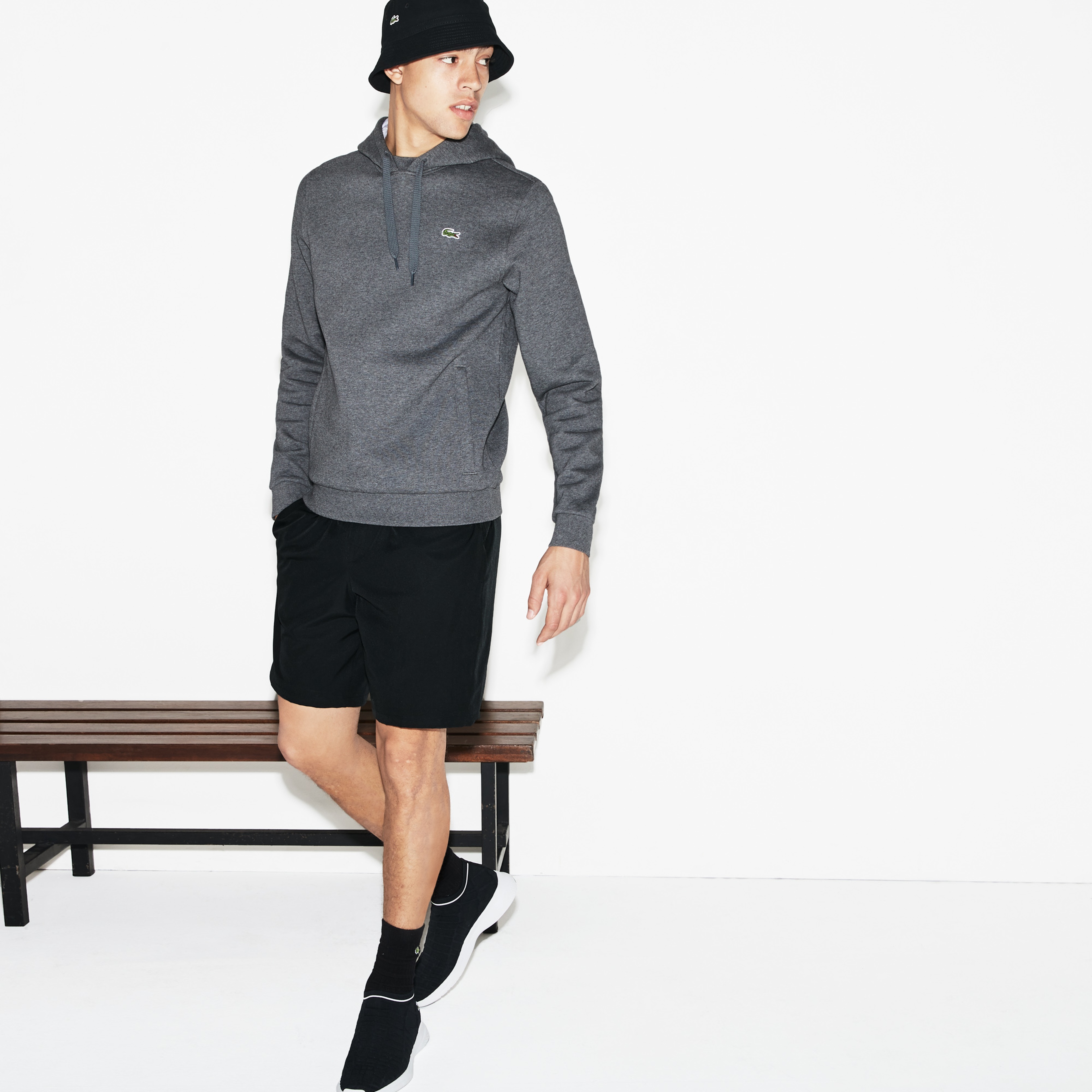 Erkek Classic Fit Siyah Şort