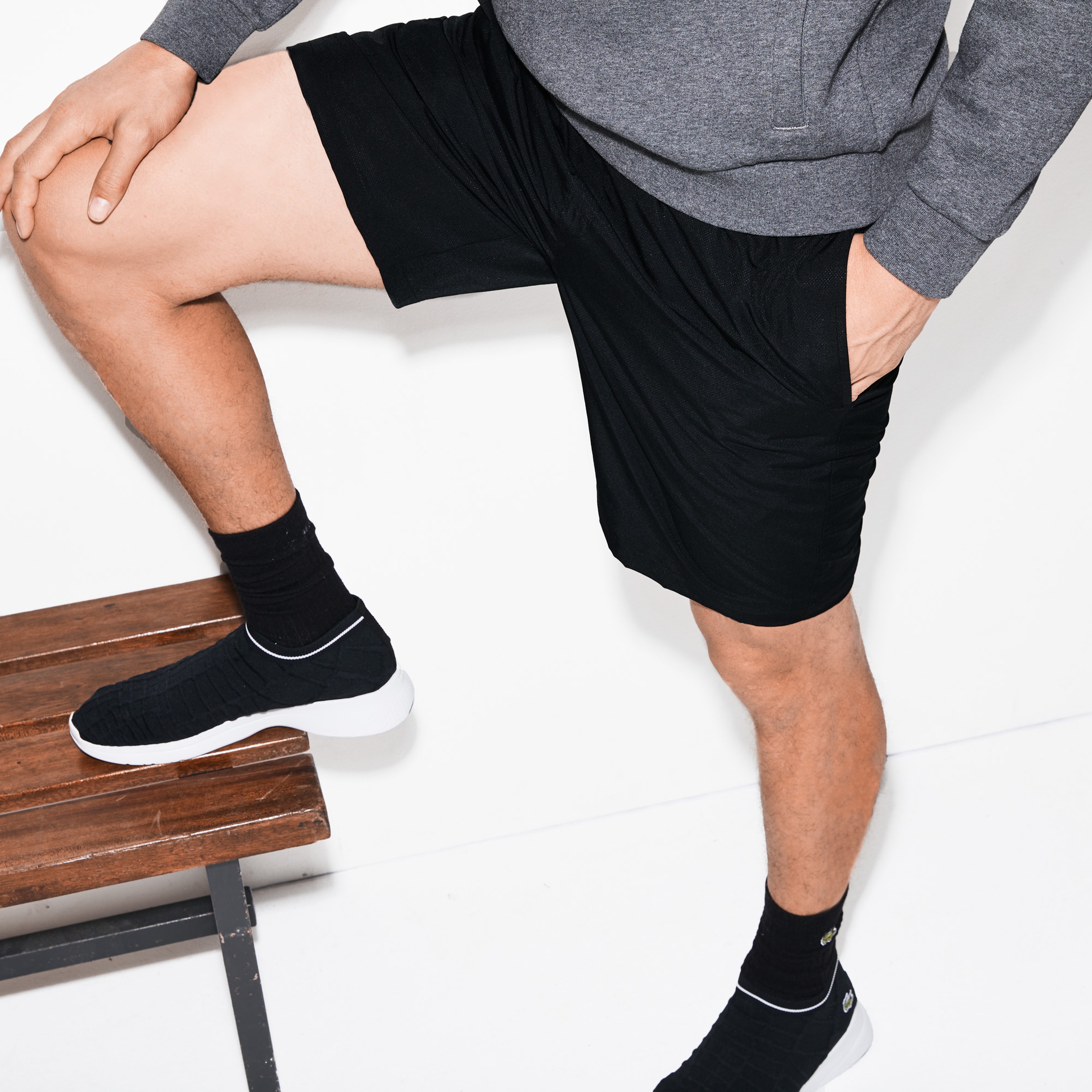 Erkek Classic Fit Siyah Şort
