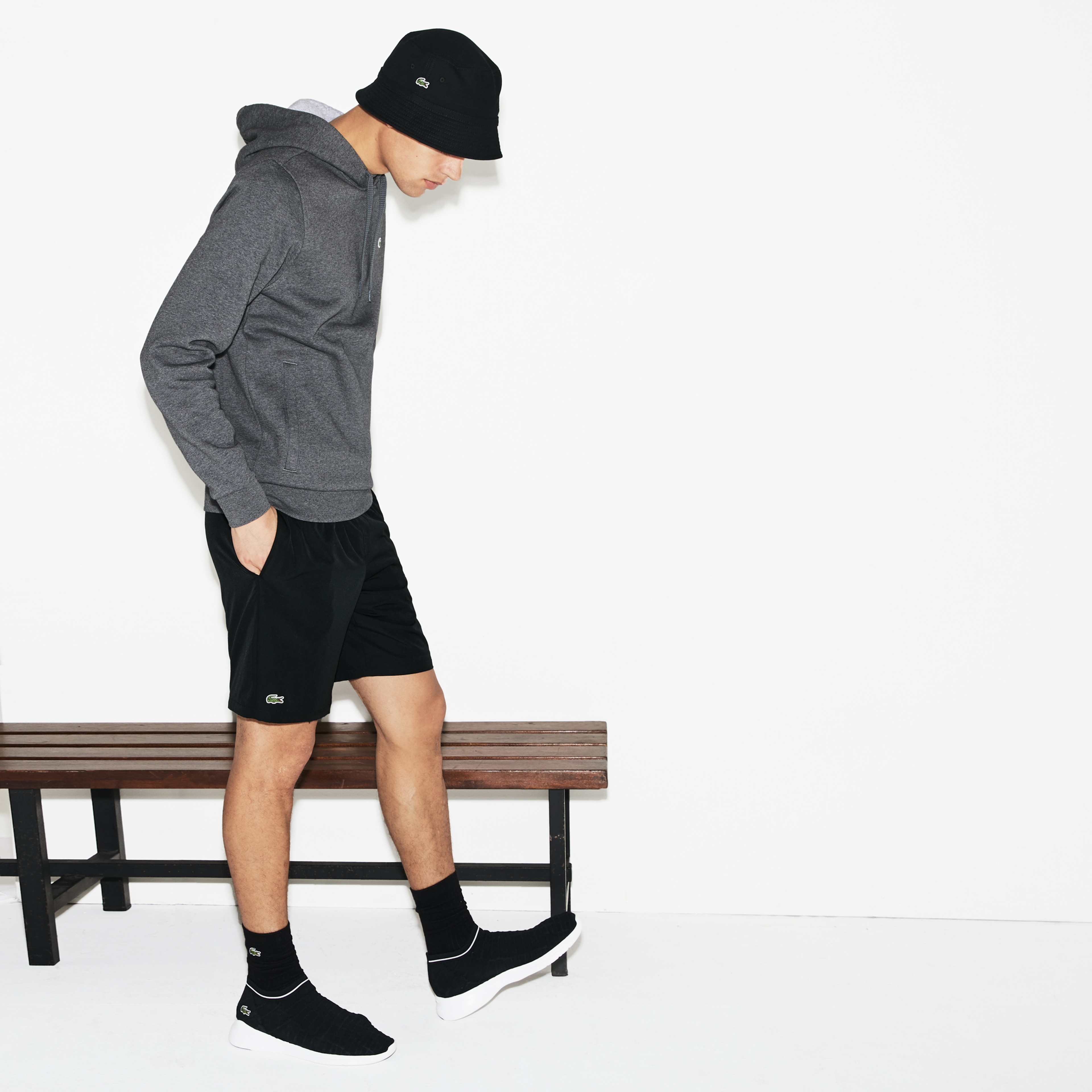 Erkek Classic Fit Siyah Şort