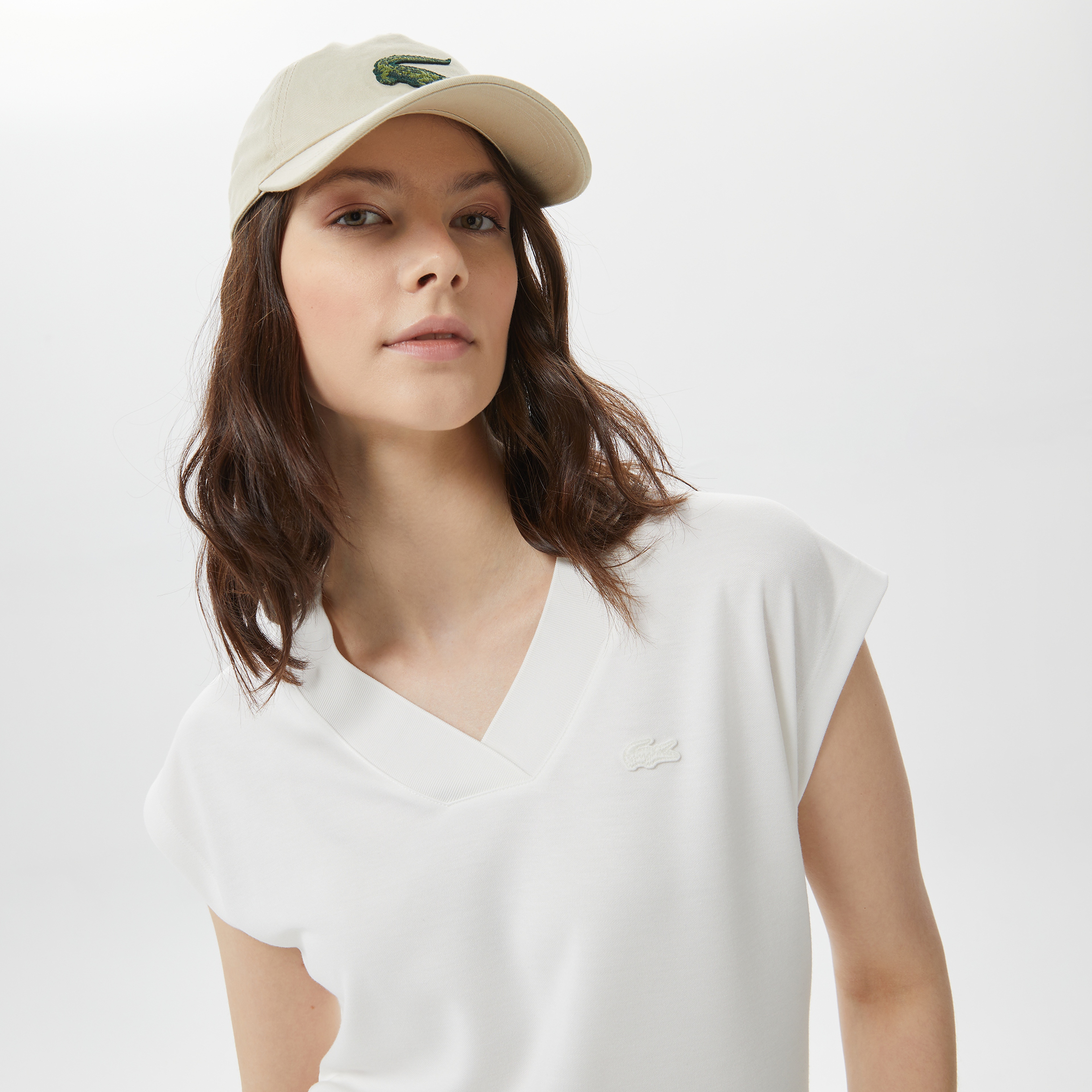 Kadın Slim Fit V Yaka Beyaz T-Shirt