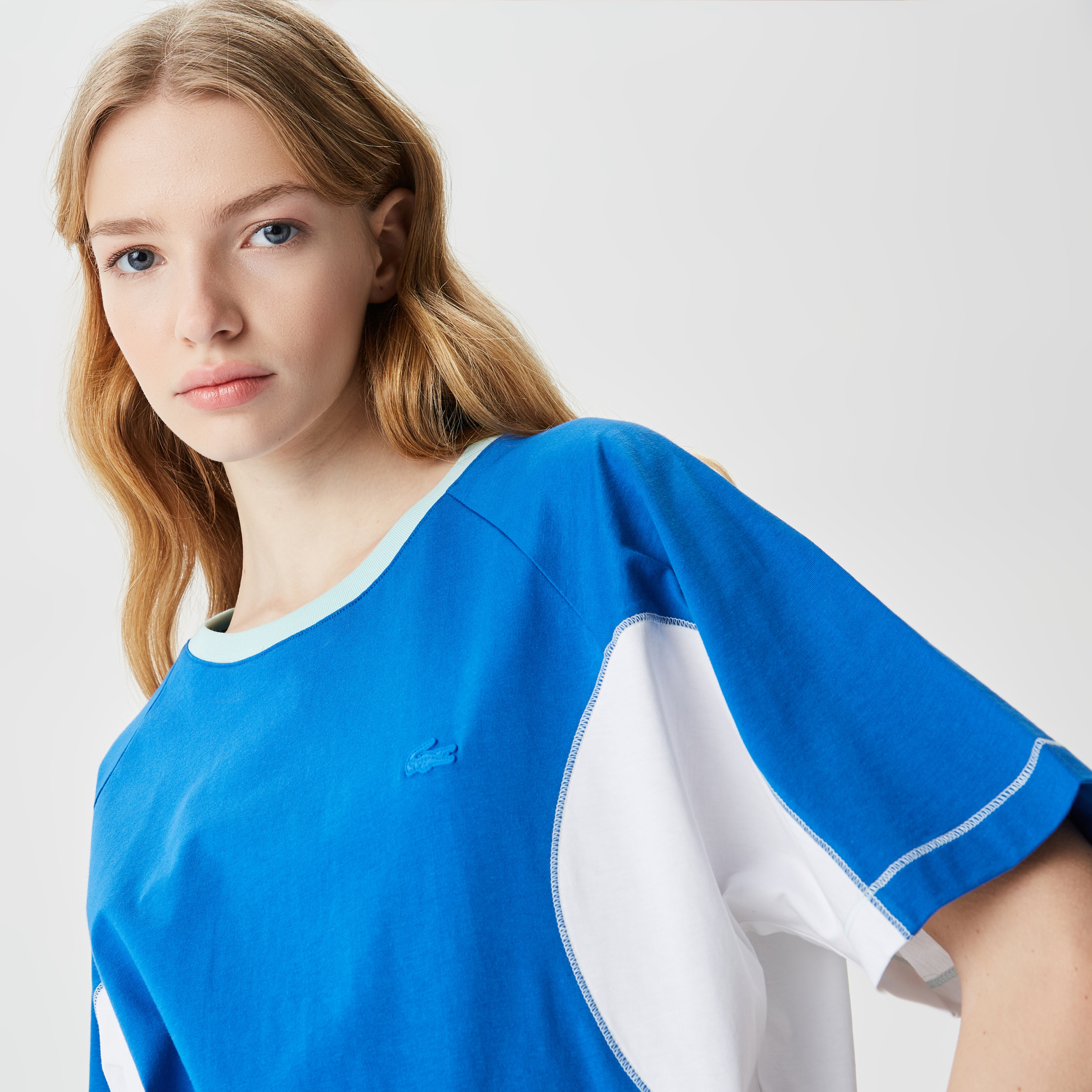 Kadın Loose Fit Bisiklet Yaka Renk Bloklu Mavi T-Shirt