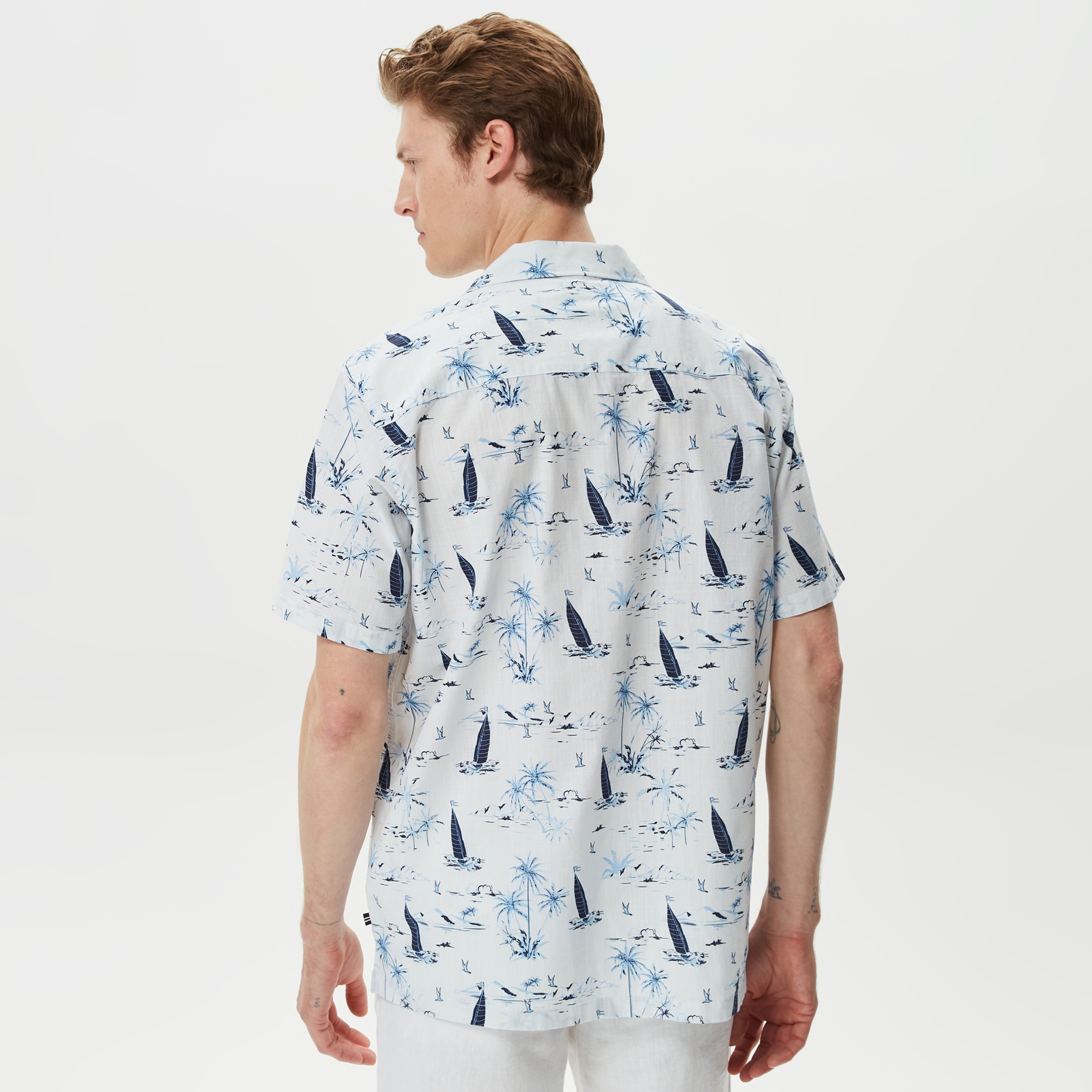 Nautica Erkek Beyaz Classic Fit Kısa Kollu Gömlek