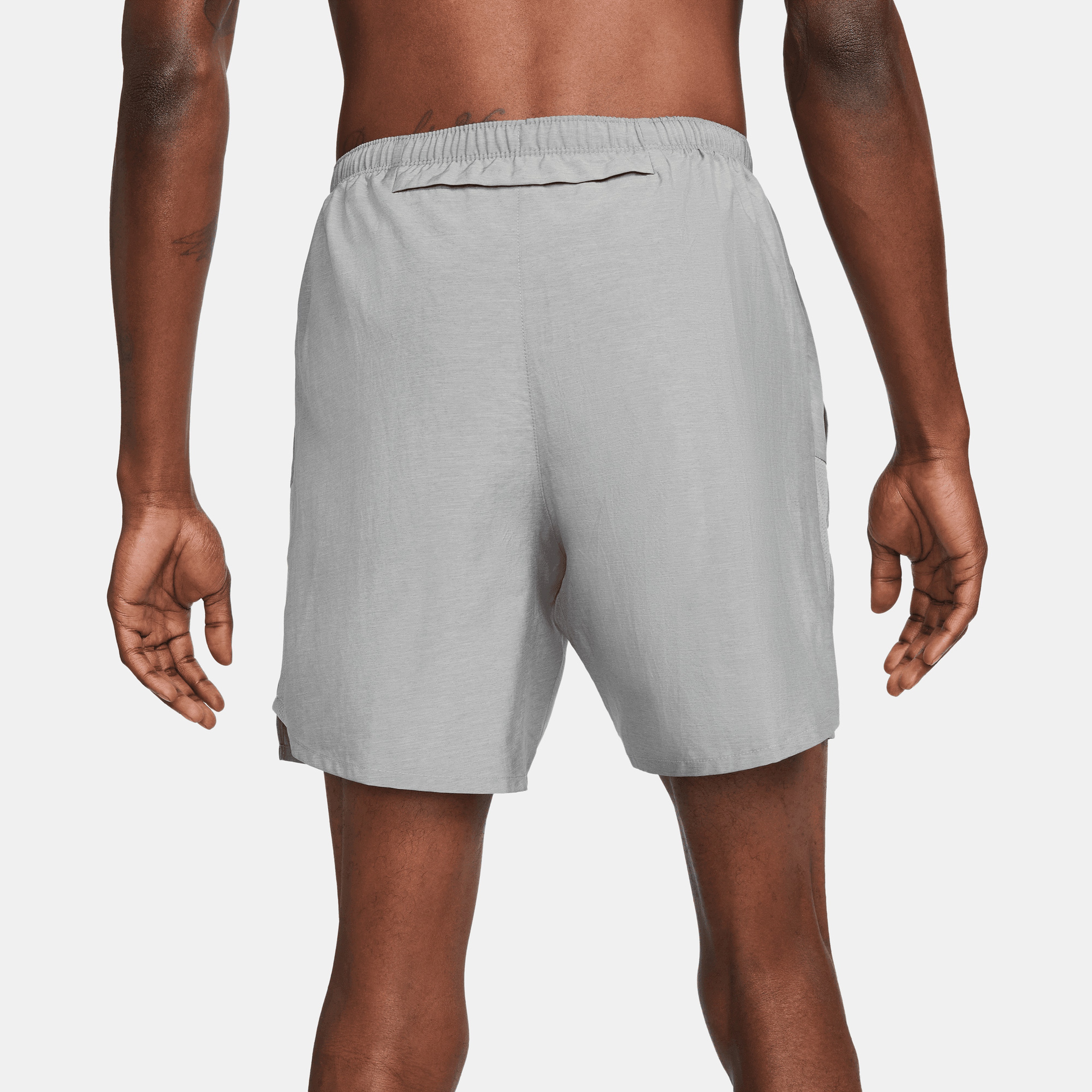 Nike Dri-FIT Challenger 7Ul Erkek Gri Şort