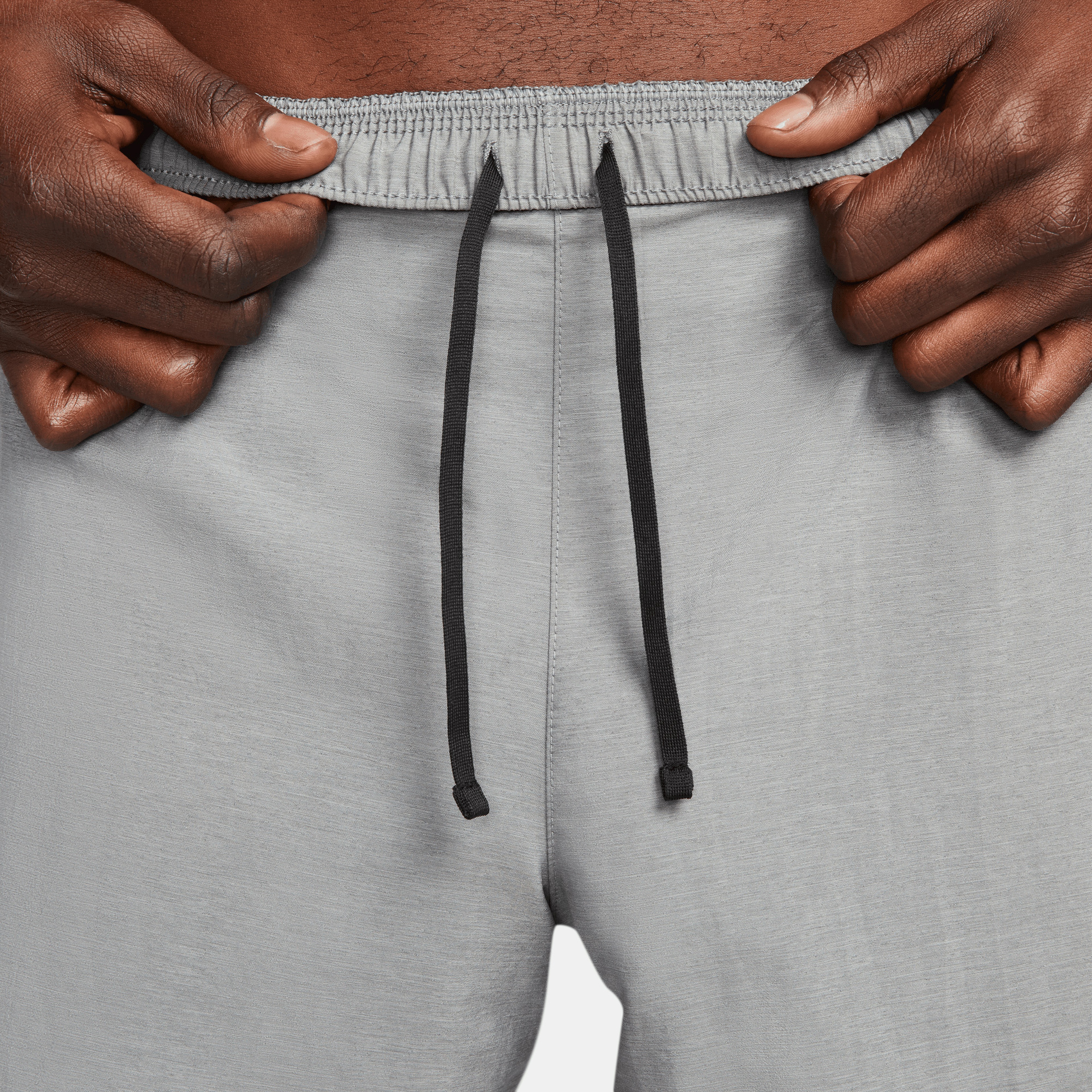 Nike Dri-FIT Challenger 7Ul Erkek Gri Şort