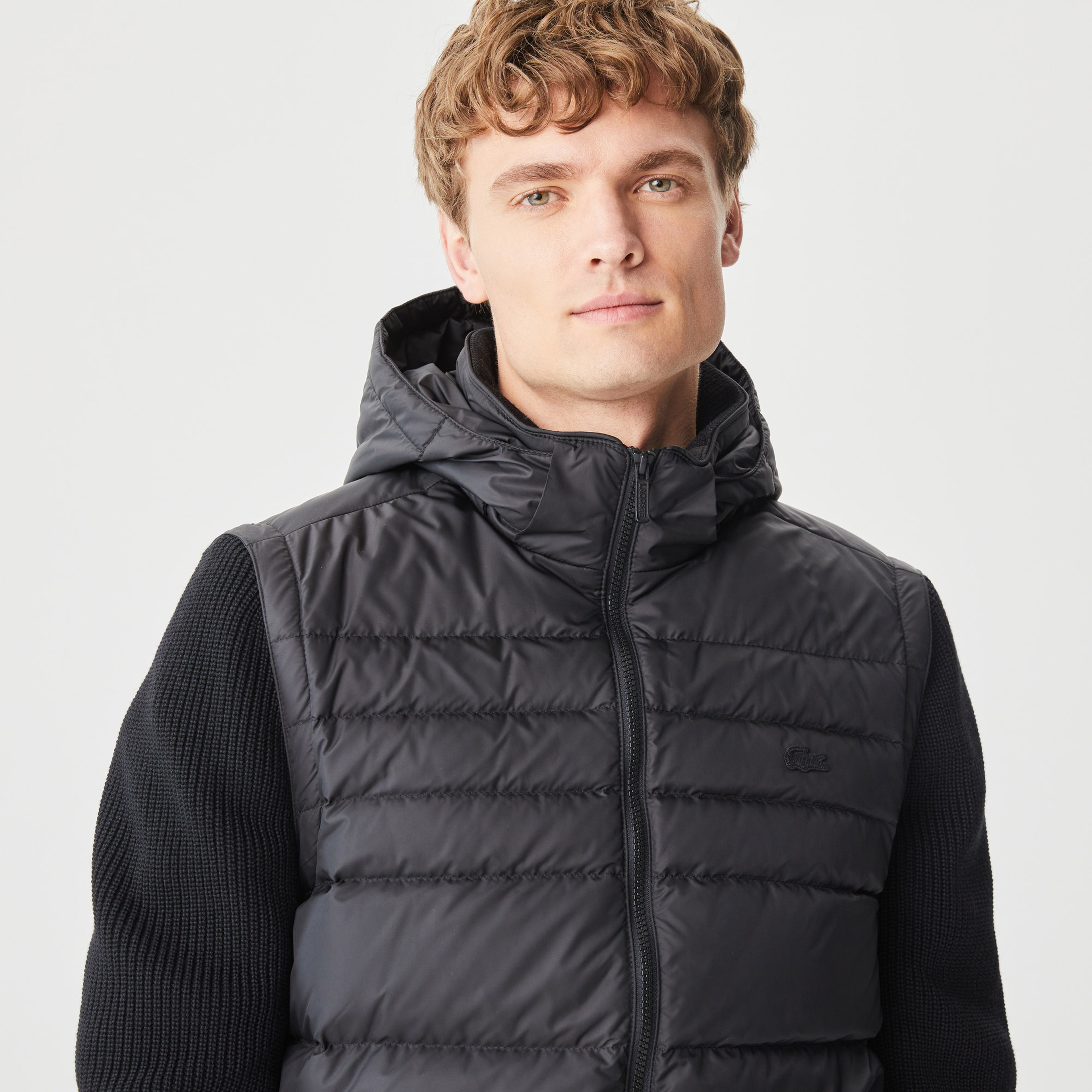 Lacoste Erkek Kapüşonlu Kapitone Renk Bloklu Siyah Mont