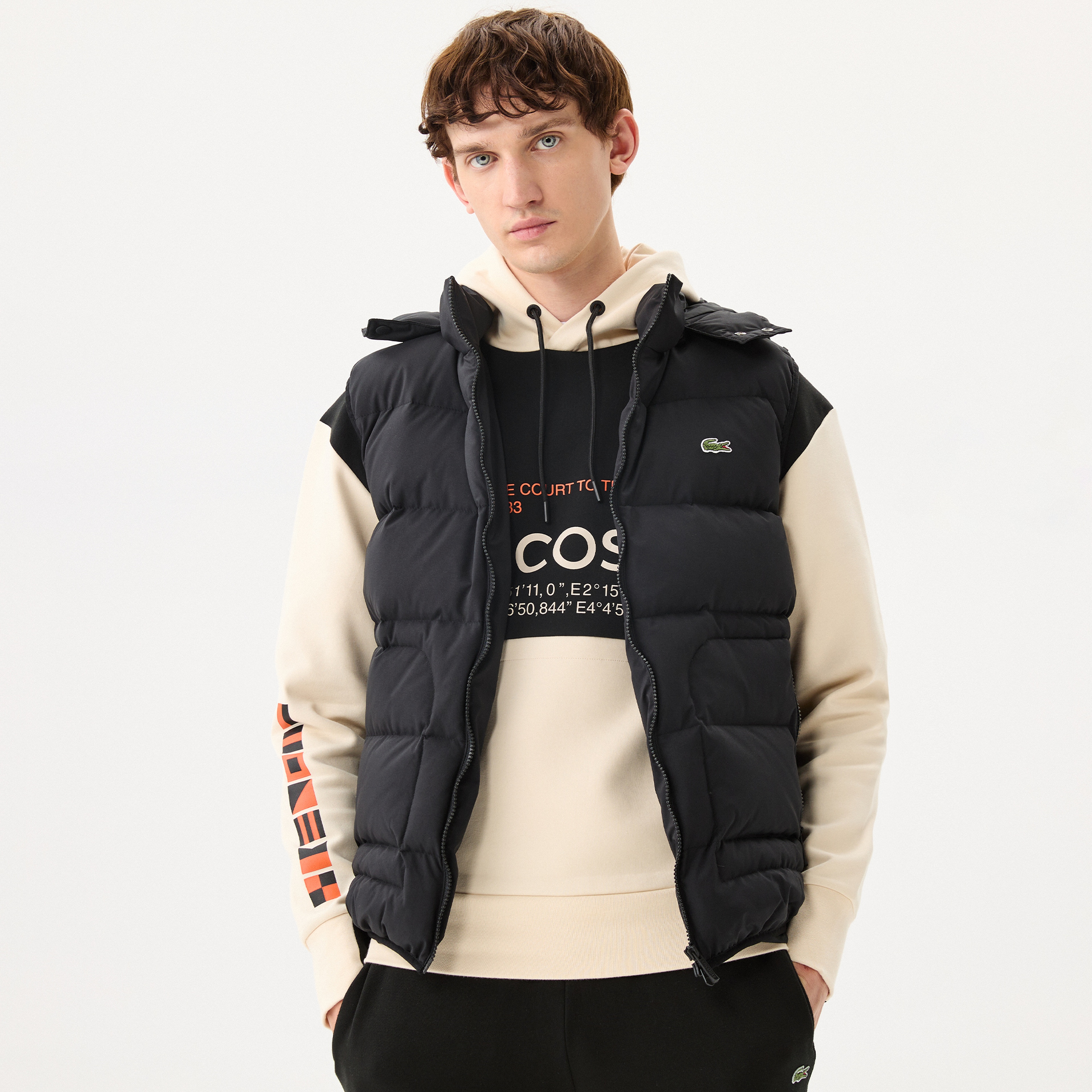 Lacoste Erkek Kapüşonlu Kapitone Siyah Şişme Yelek