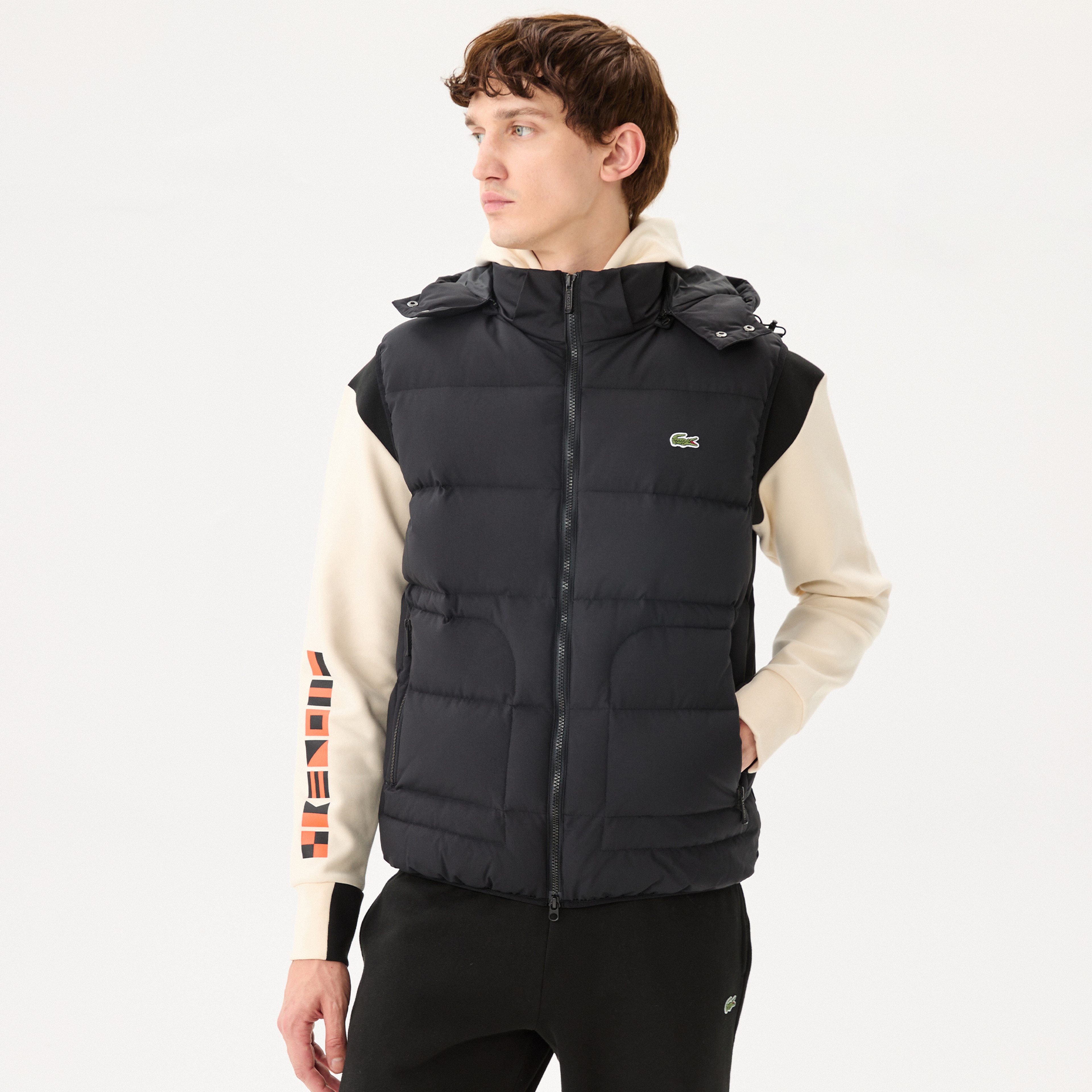 Lacoste Erkek Kapüşonlu Kapitone Siyah Şişme Yelek