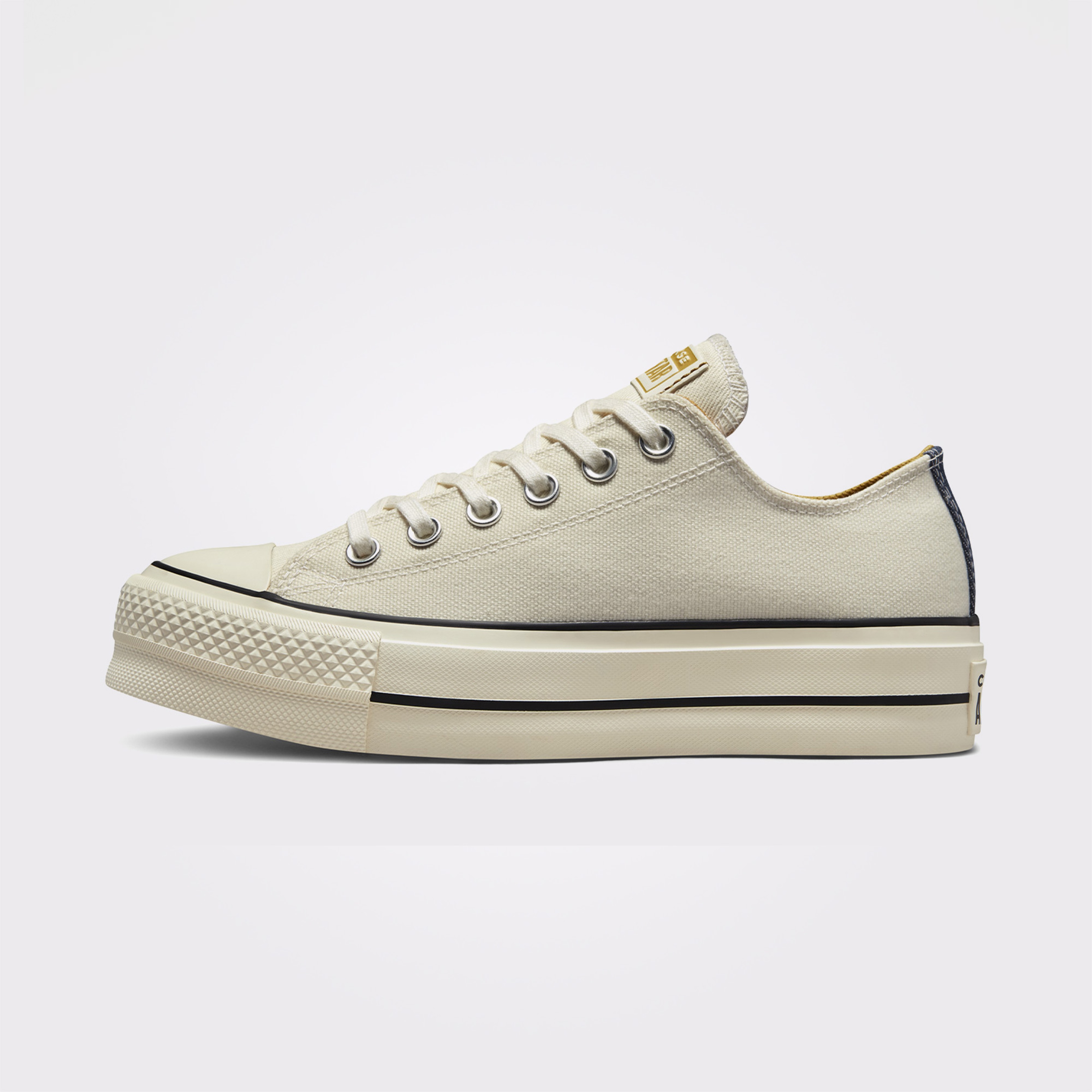 Converse Chuck Taylor All Star Lift Kadın Krem Sneaker