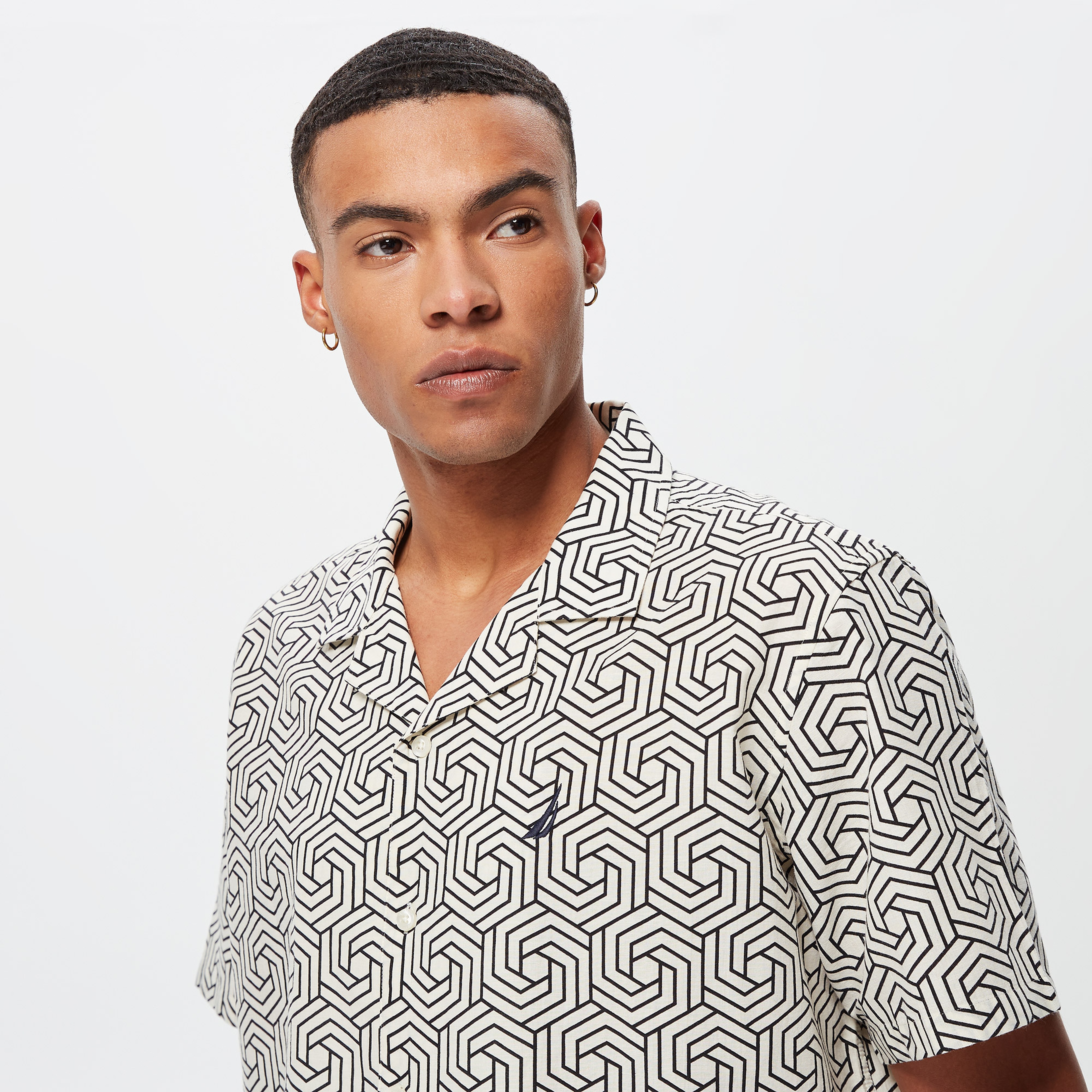 Nautica Erkek Krem Kısa Kollu Keten Desenli Gömlek