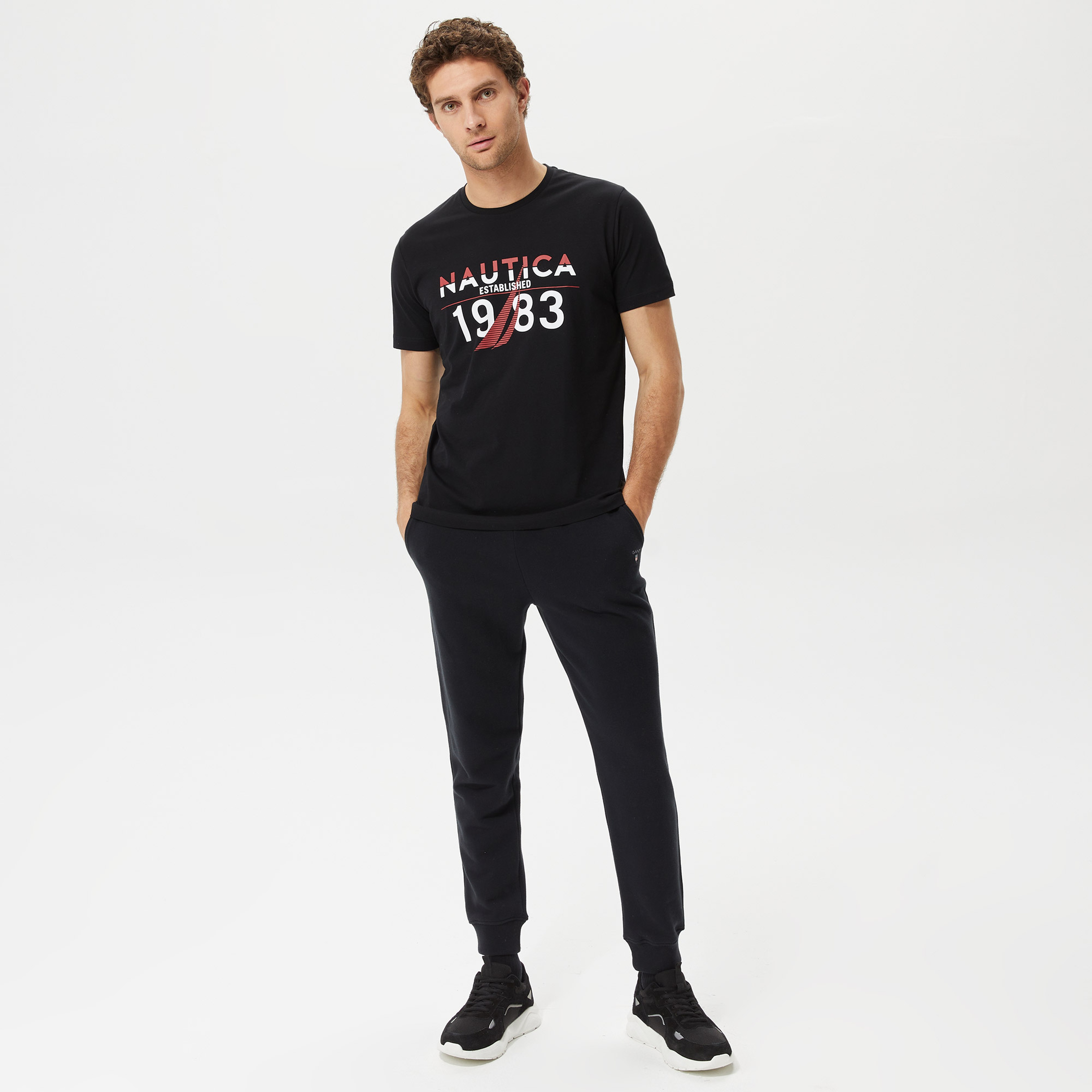 Nautica Erkek Siyah Baskılı Standart Fit T-Shirt