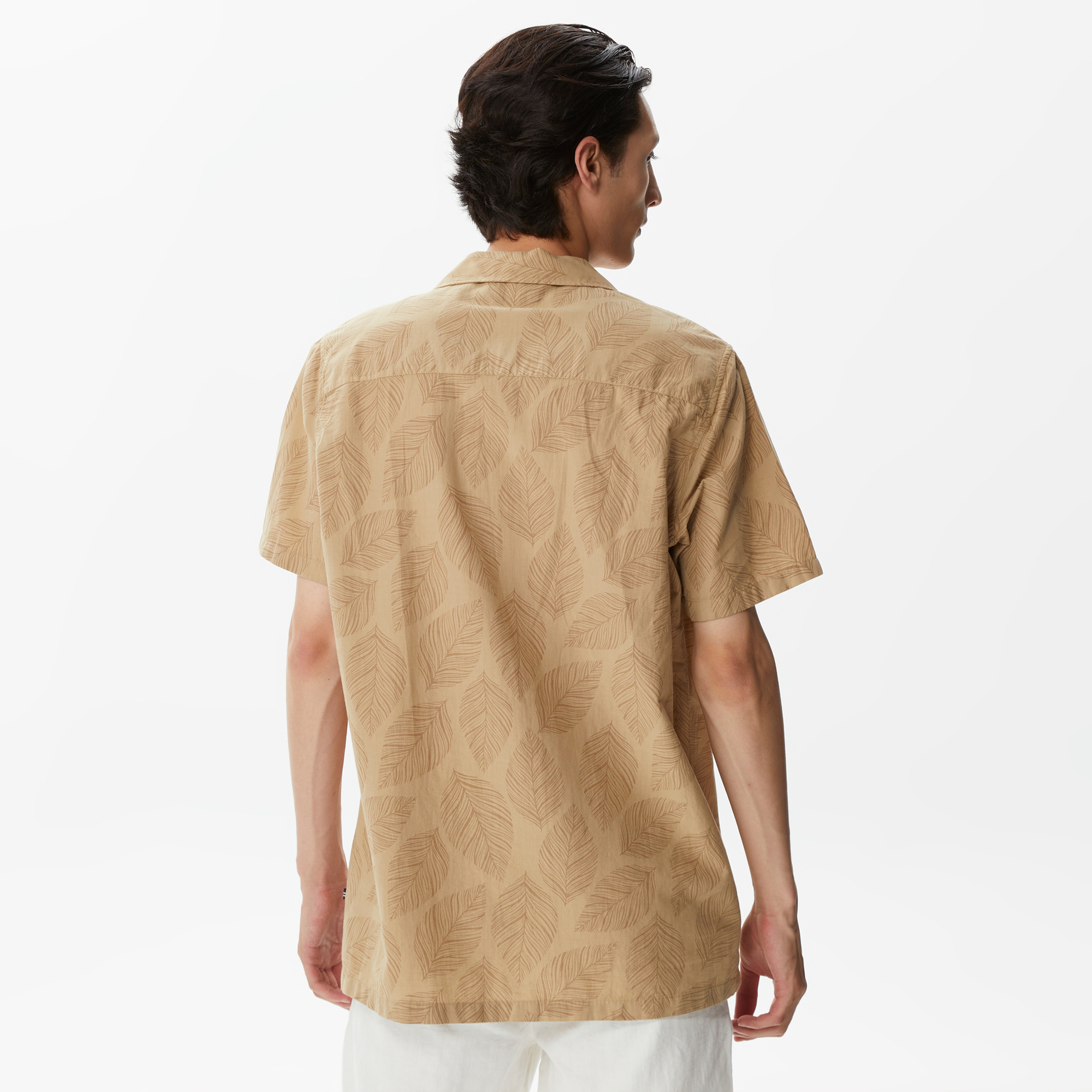 Nautica Erkek Bej Classic Fit Kısa Kollu Desenli Gömlek