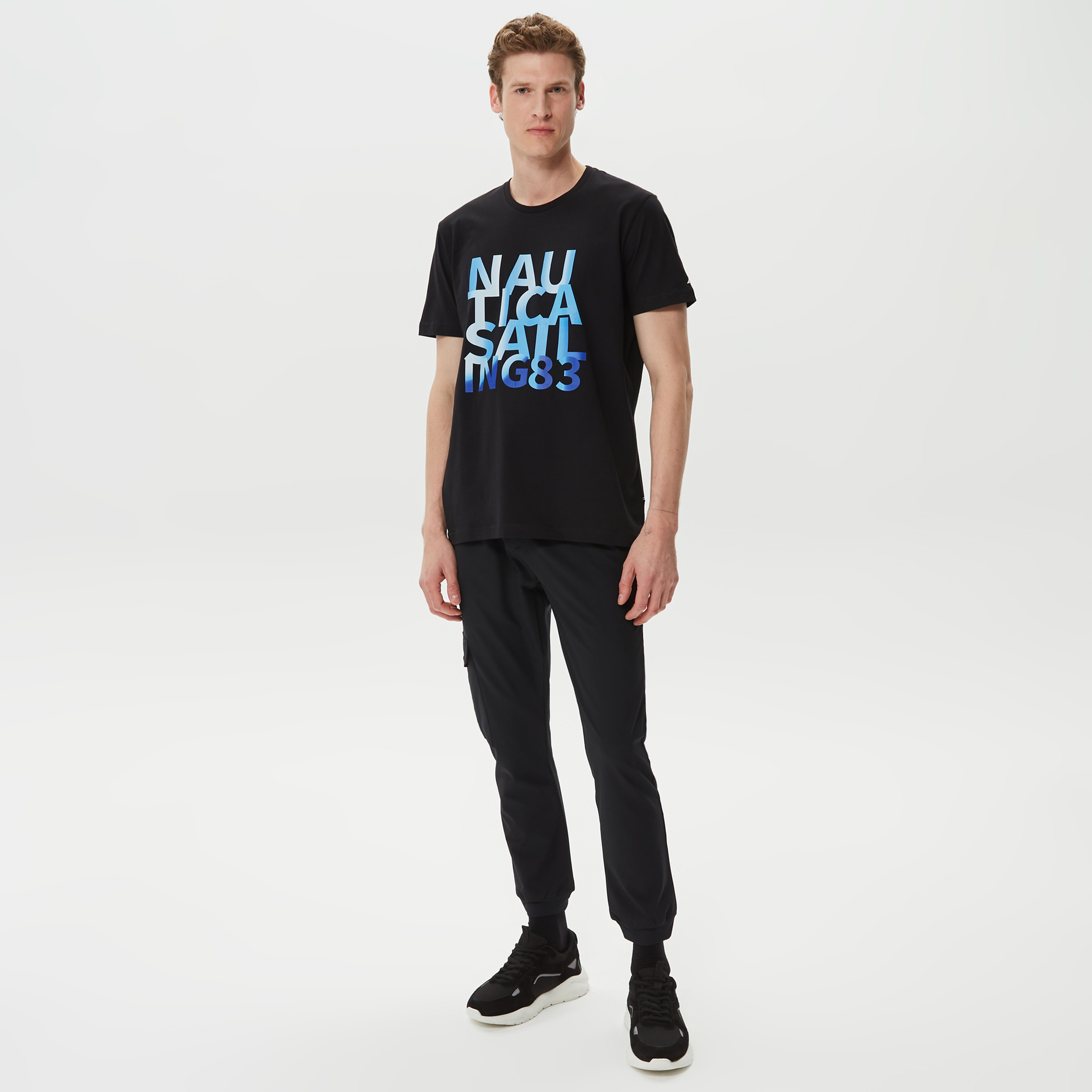 Nautica Erkek Siyah Baskılı Standart Fit T-Shirt