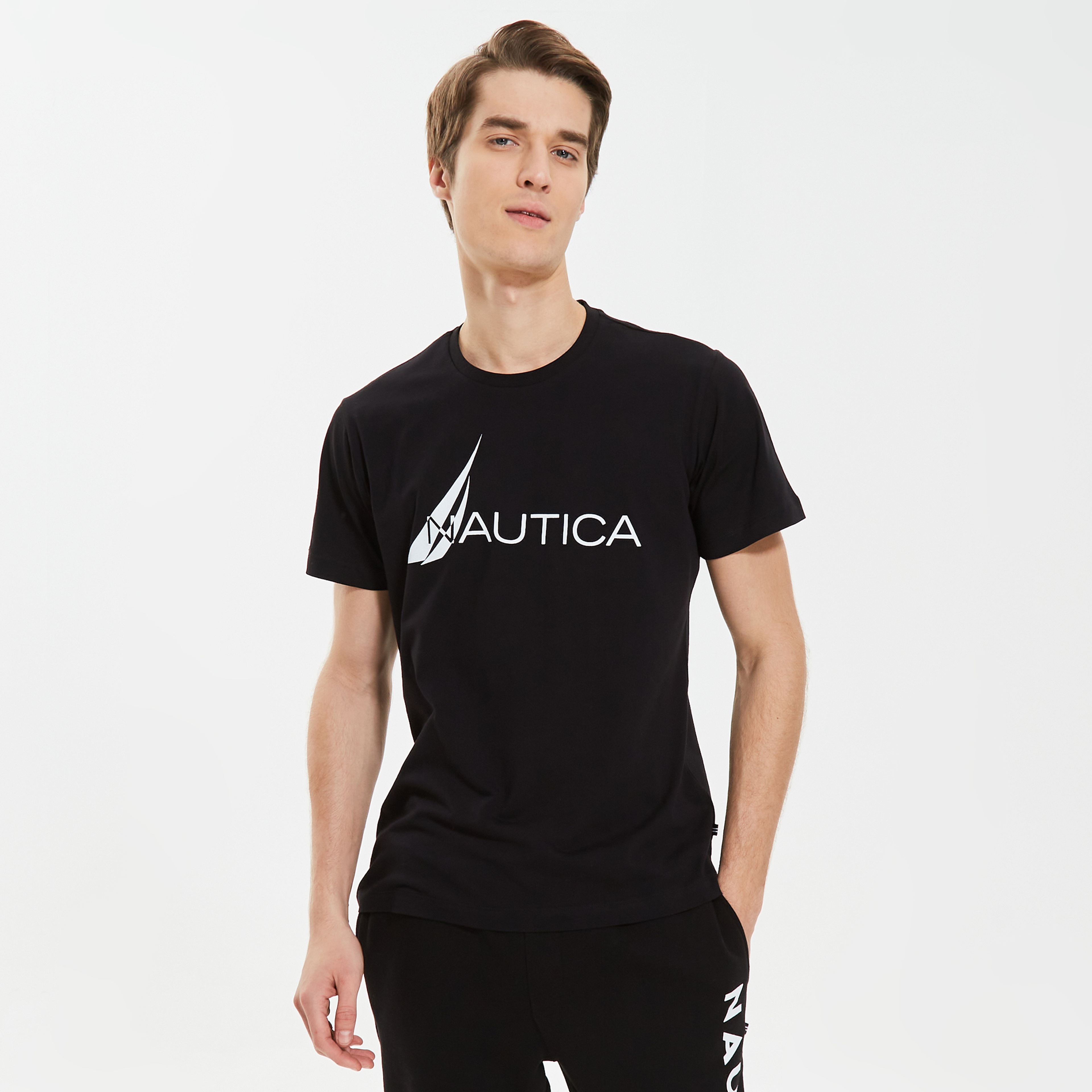 Nautica Erkek Siyah Standart Fit T-Shirt