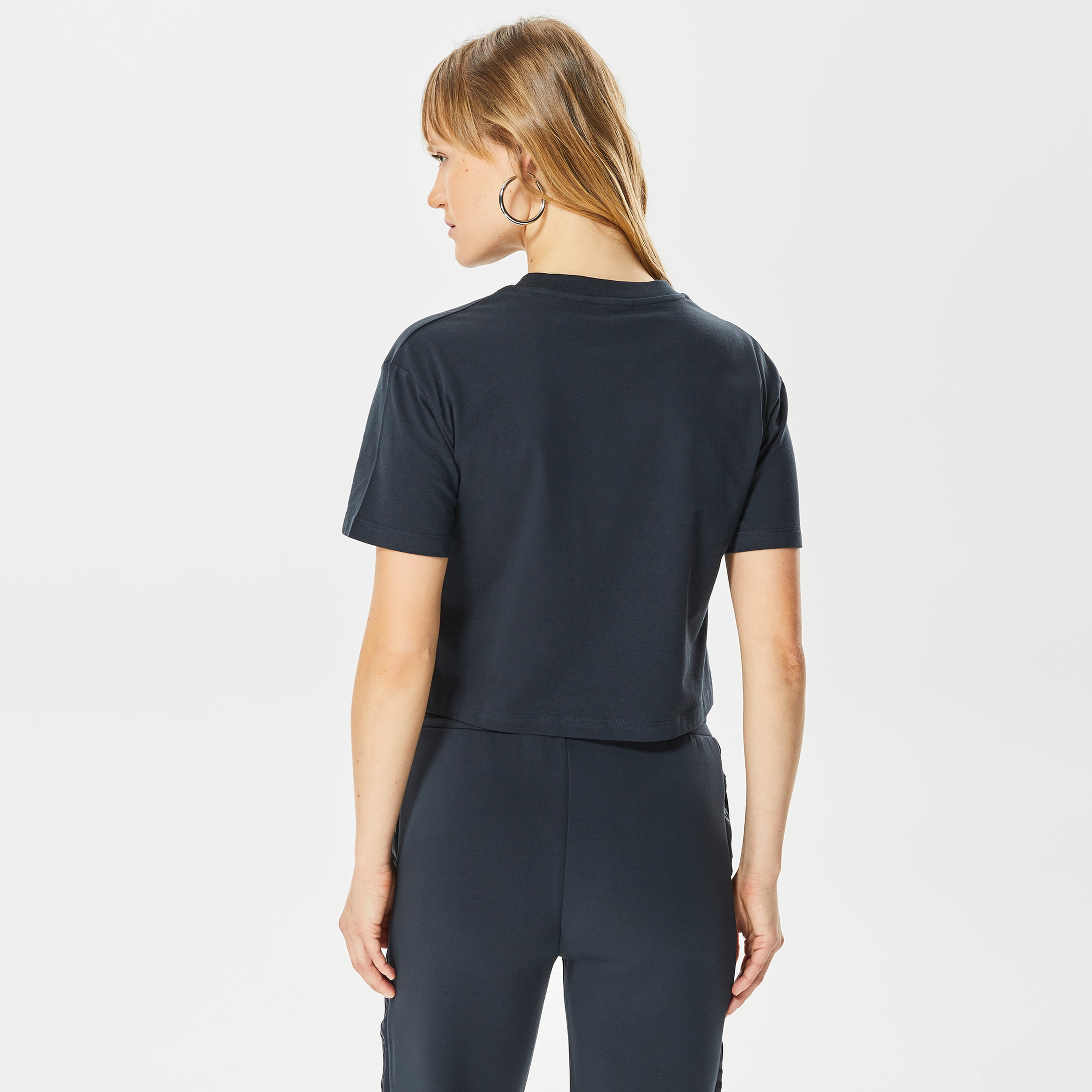 Guess Kadın Gri T-Shirt