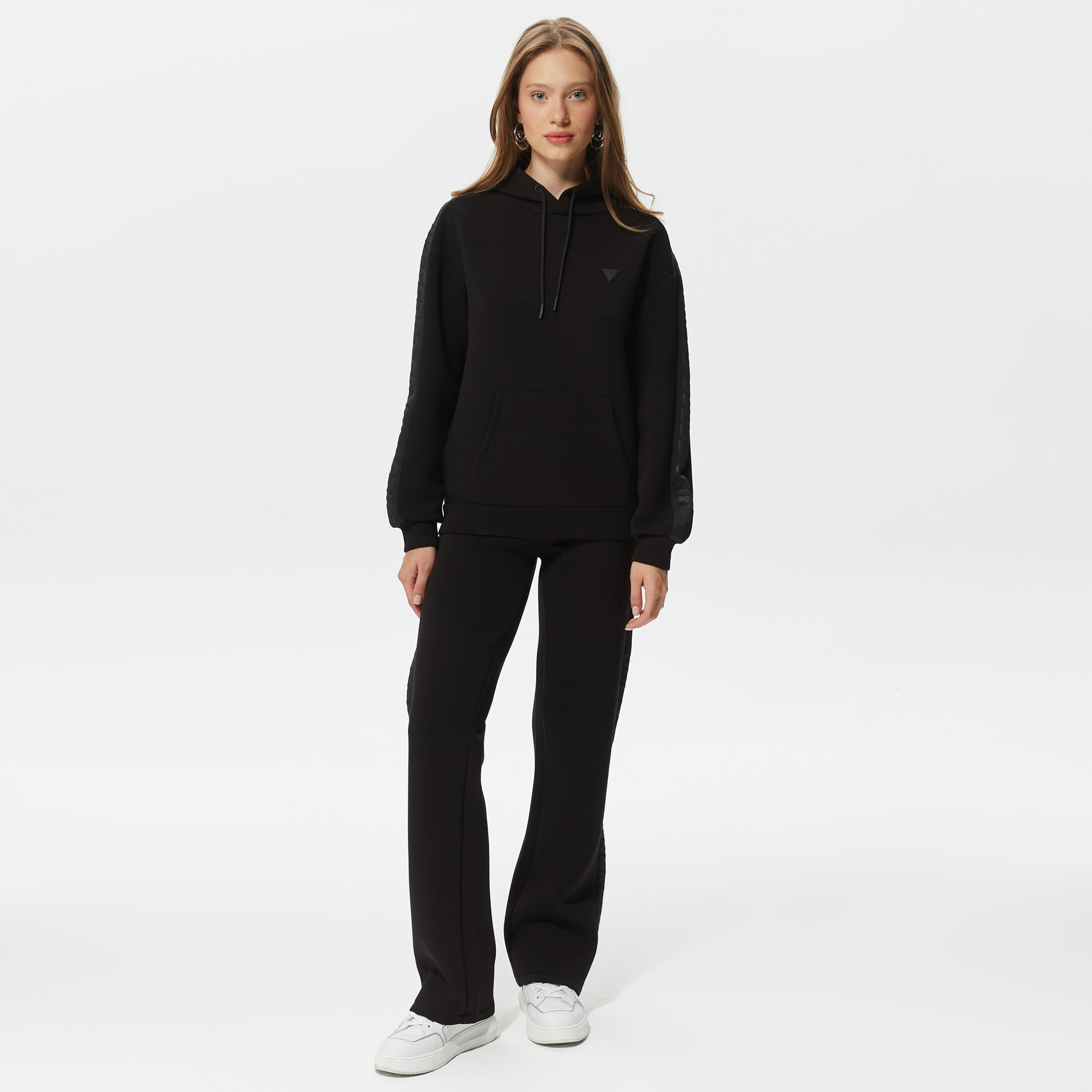 Guess Kadın Siyah Sweatshirt