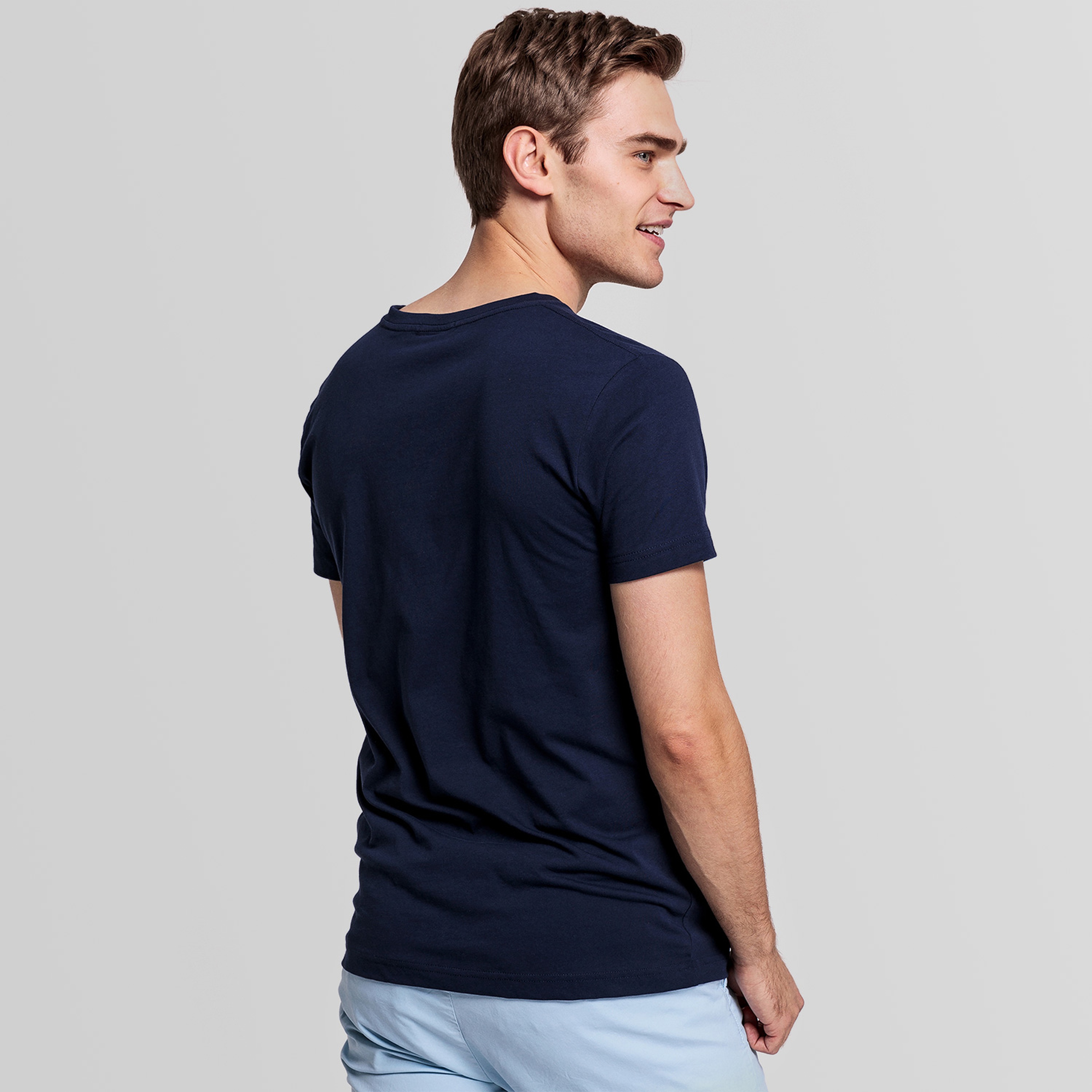 GANT Erkek Lacivert Slim Fit T-Shirt