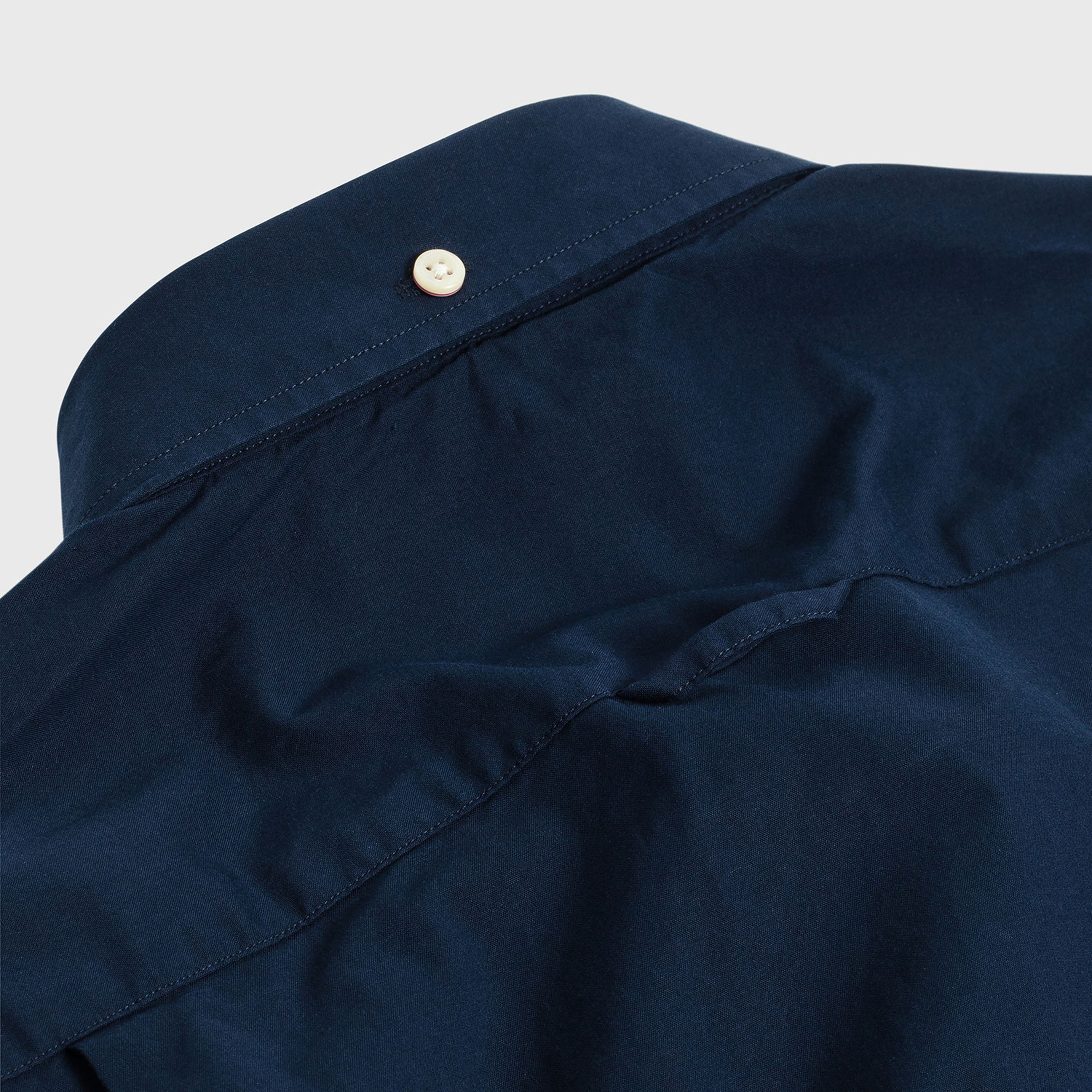 GANT Erkek Lacivert Slim Fit Düğmeli Yaka Broadcloth Gömlek
