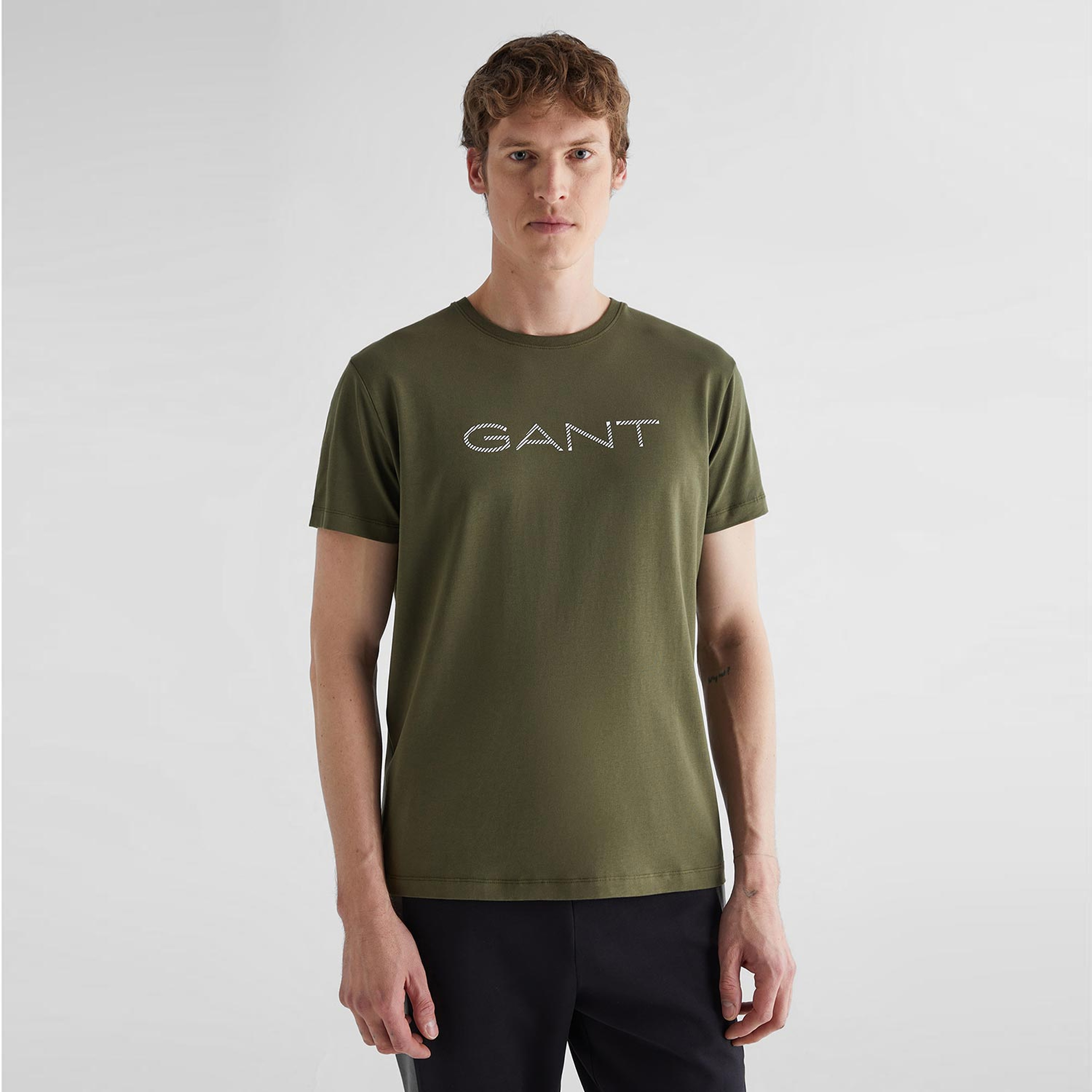 GANT Erkek Yeşil Regular Fit Bisiklet Yaka Logolu T-shirt
