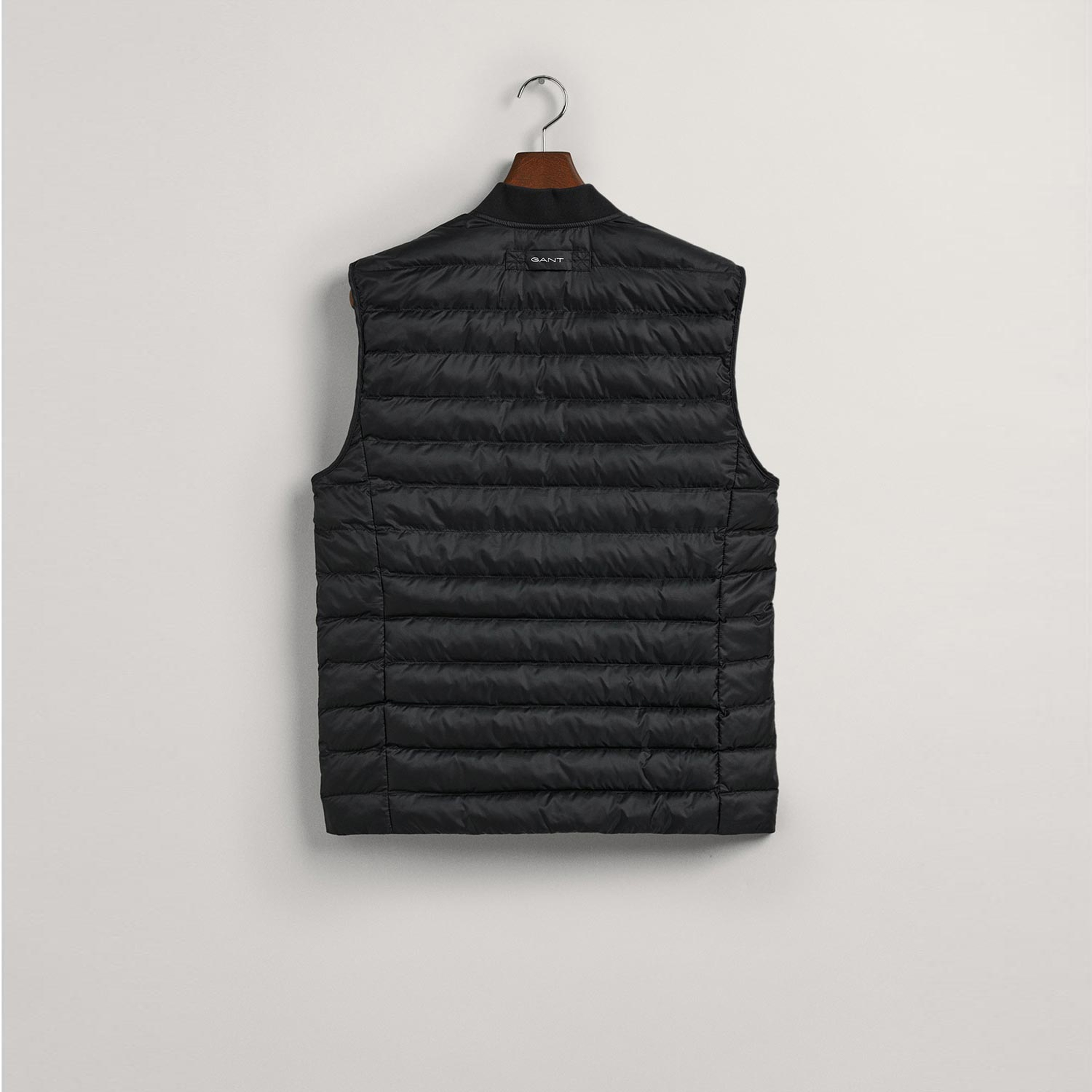 GANT Erkek Siyah Hakim Yaka Kapitone Yelek