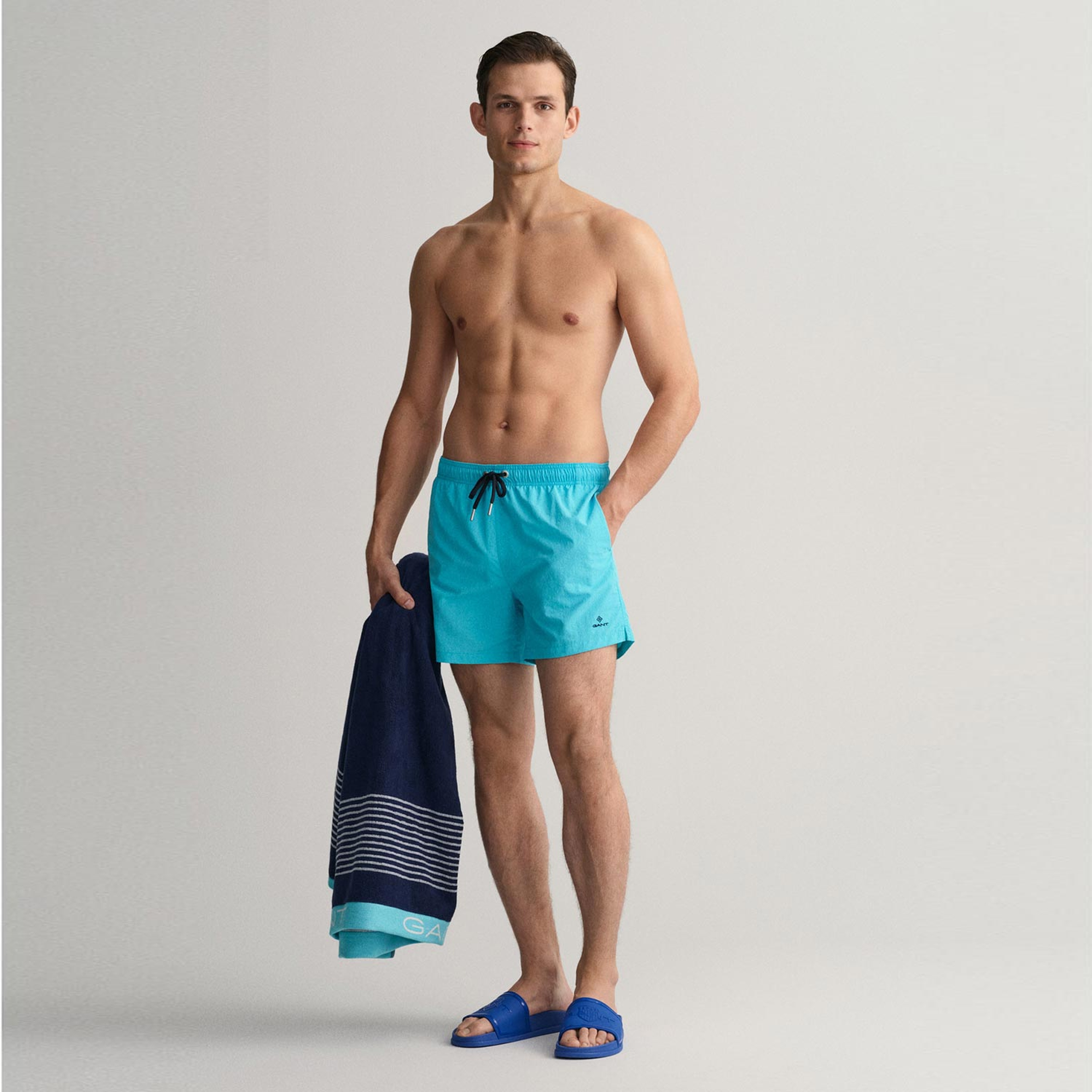 GANT Erkek Mavi Classic Fit Mayo Şort