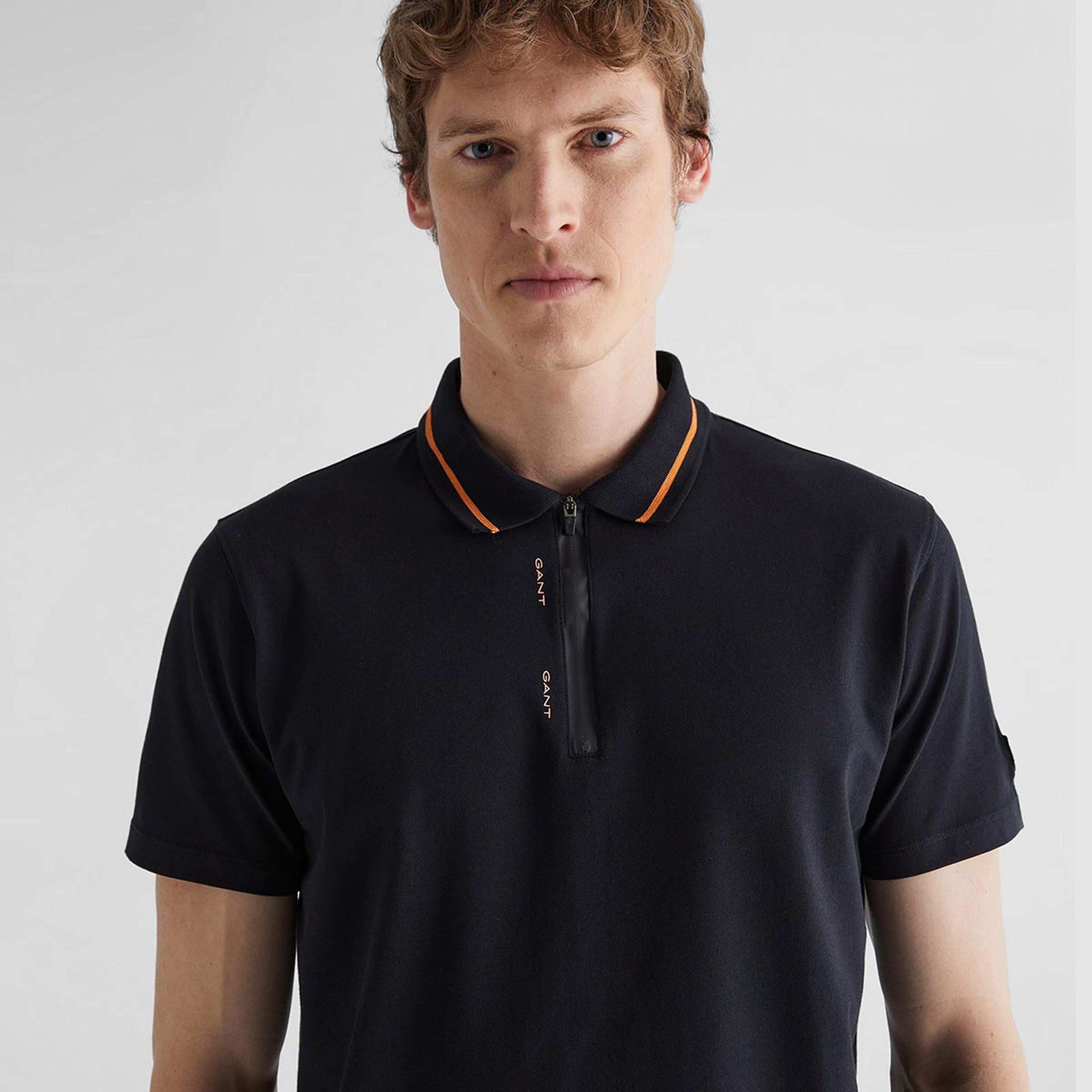 GANT Erkek Siyah Regular Fit Yarım Fermuarlı Polo