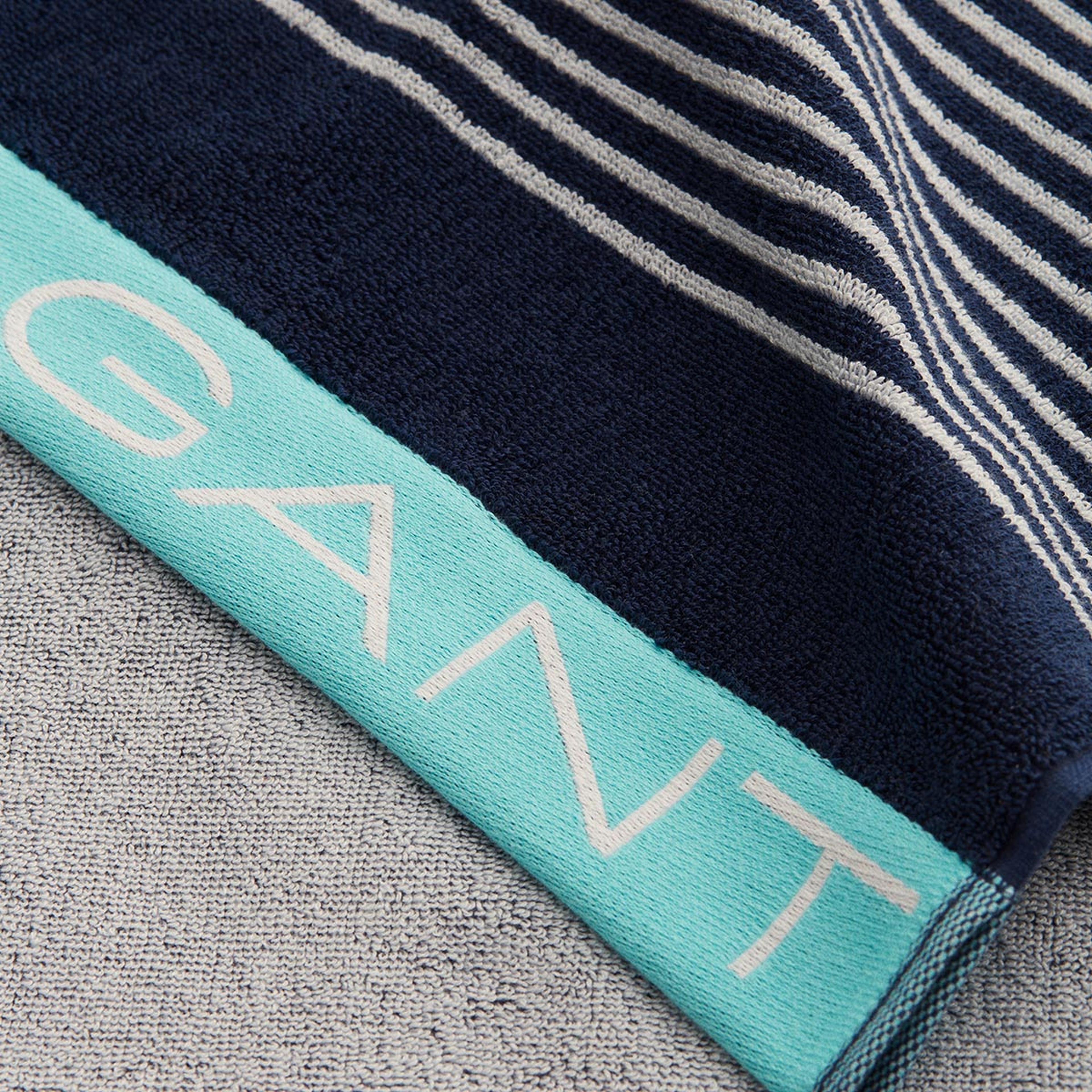 GANT Unisex Lacivert Çizgili Havlu