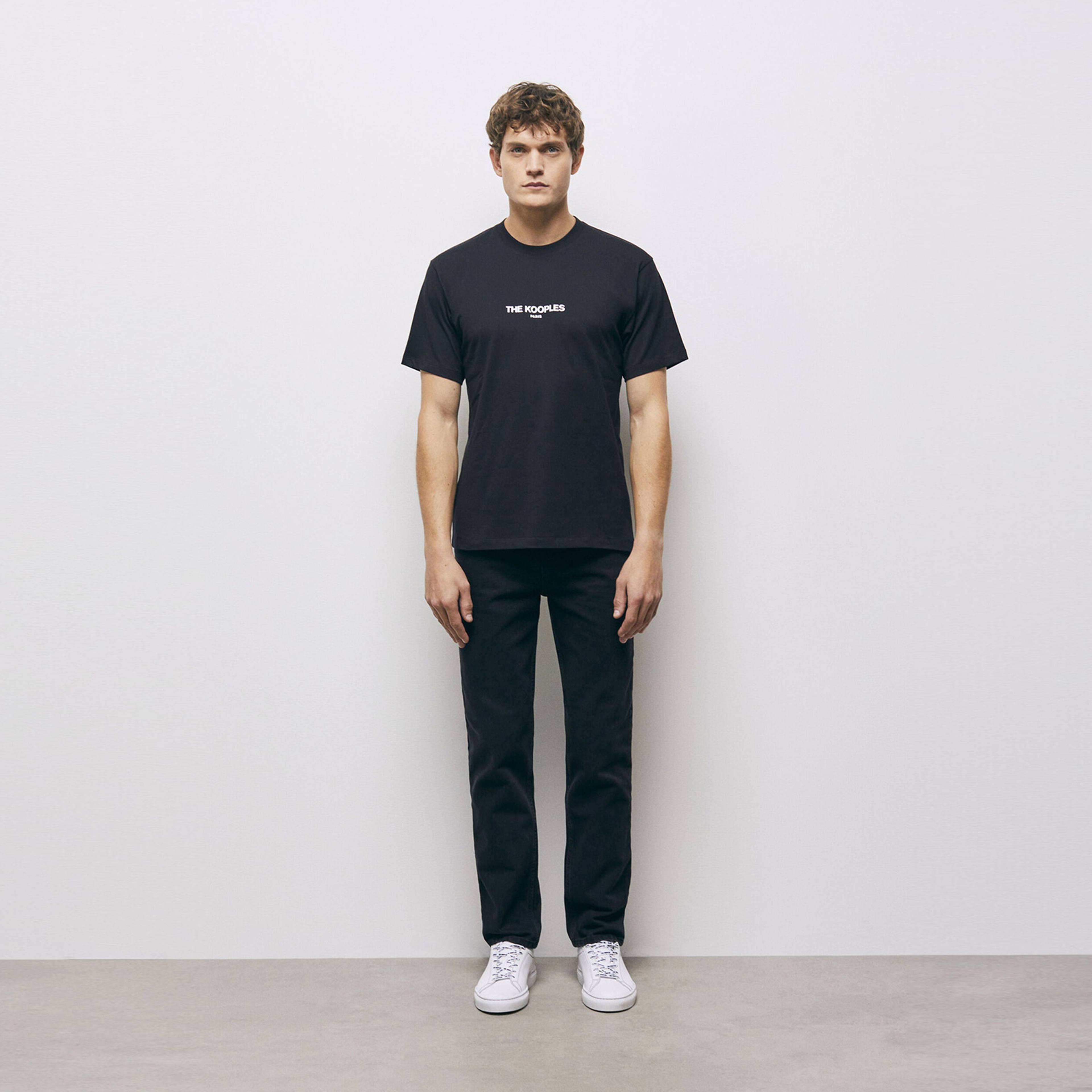 ERKEK LOGO BASKILI SİYAH T-SHIRT