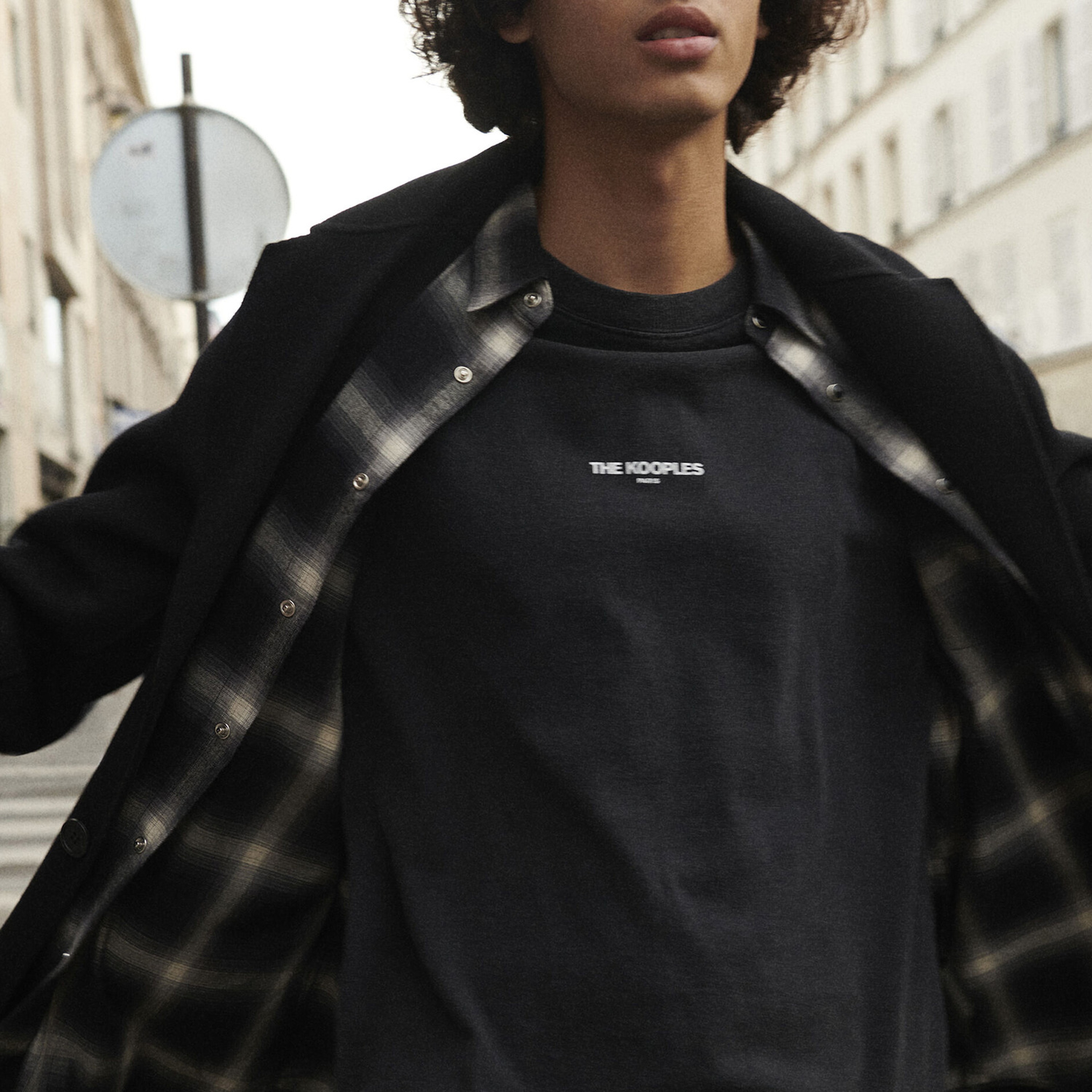 ERKEK LOGO BASKILI SİYAH T-SHIRT