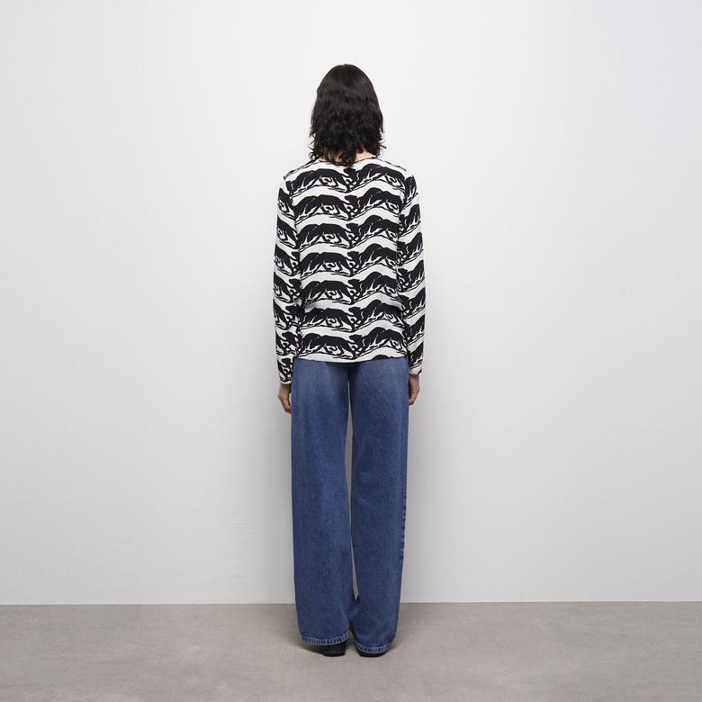 KADIN PANTER BASKILI SİYAH BLUZ