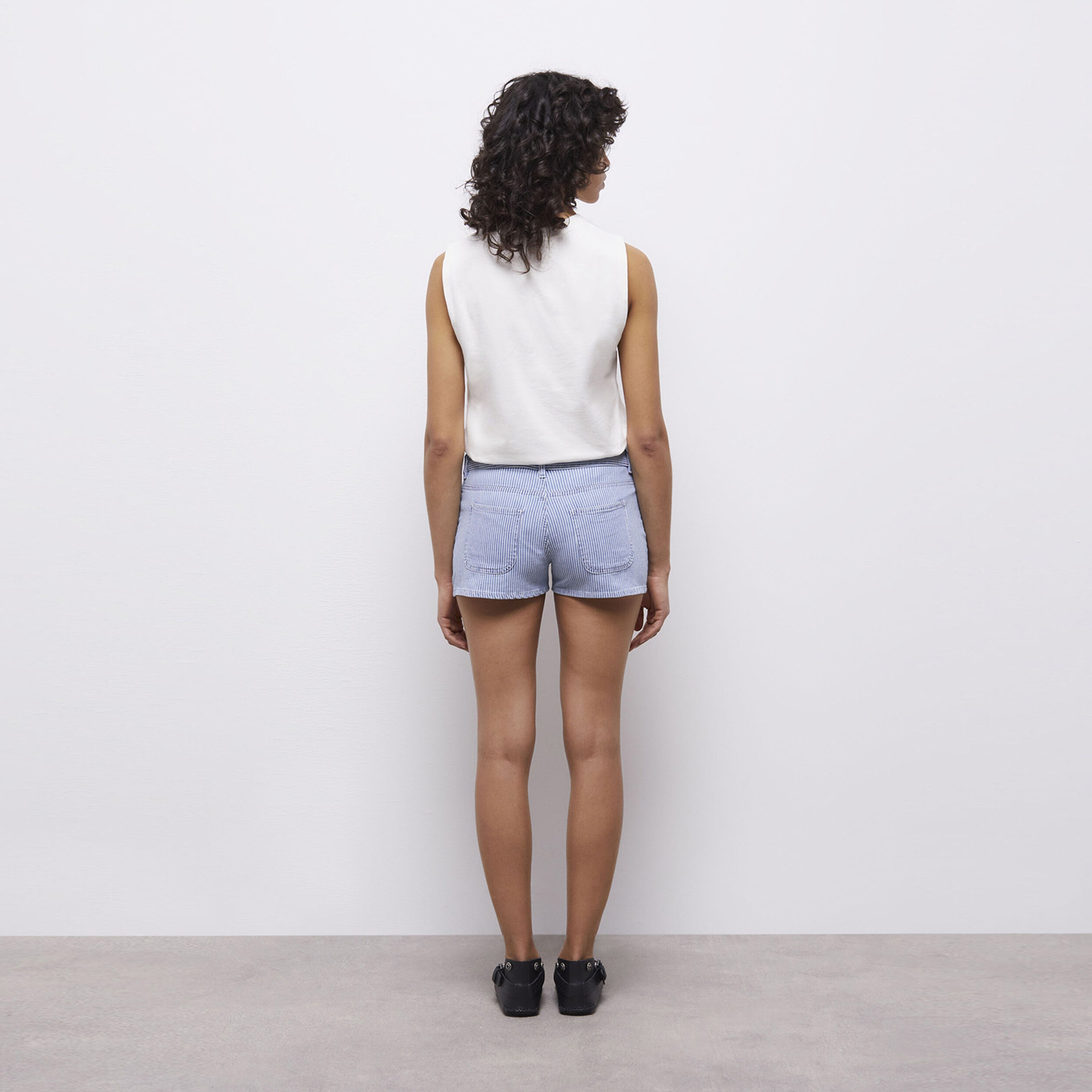 KADIN MAVİ KOT ŞORT