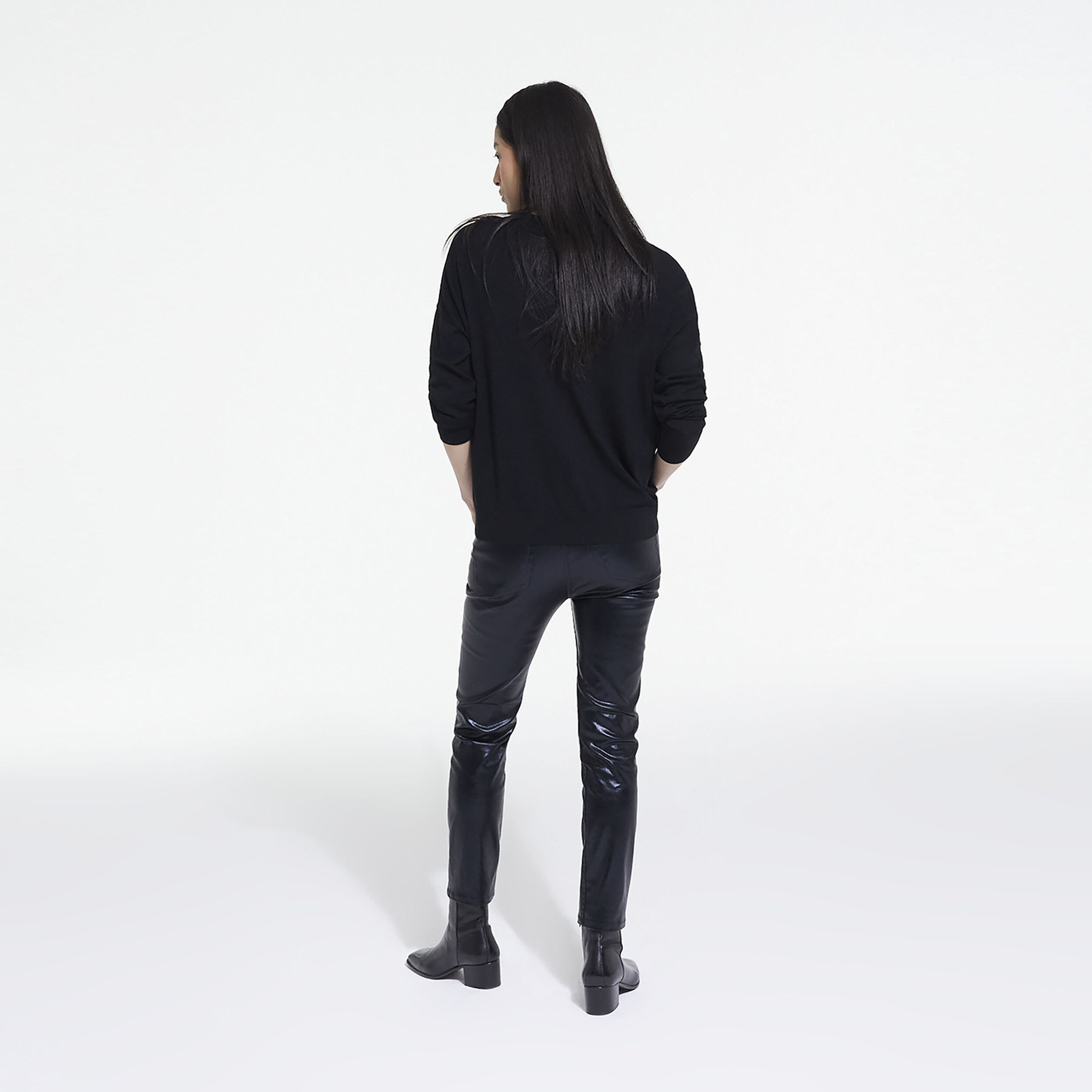 KADIN SİYAH DERİ PANTOLON