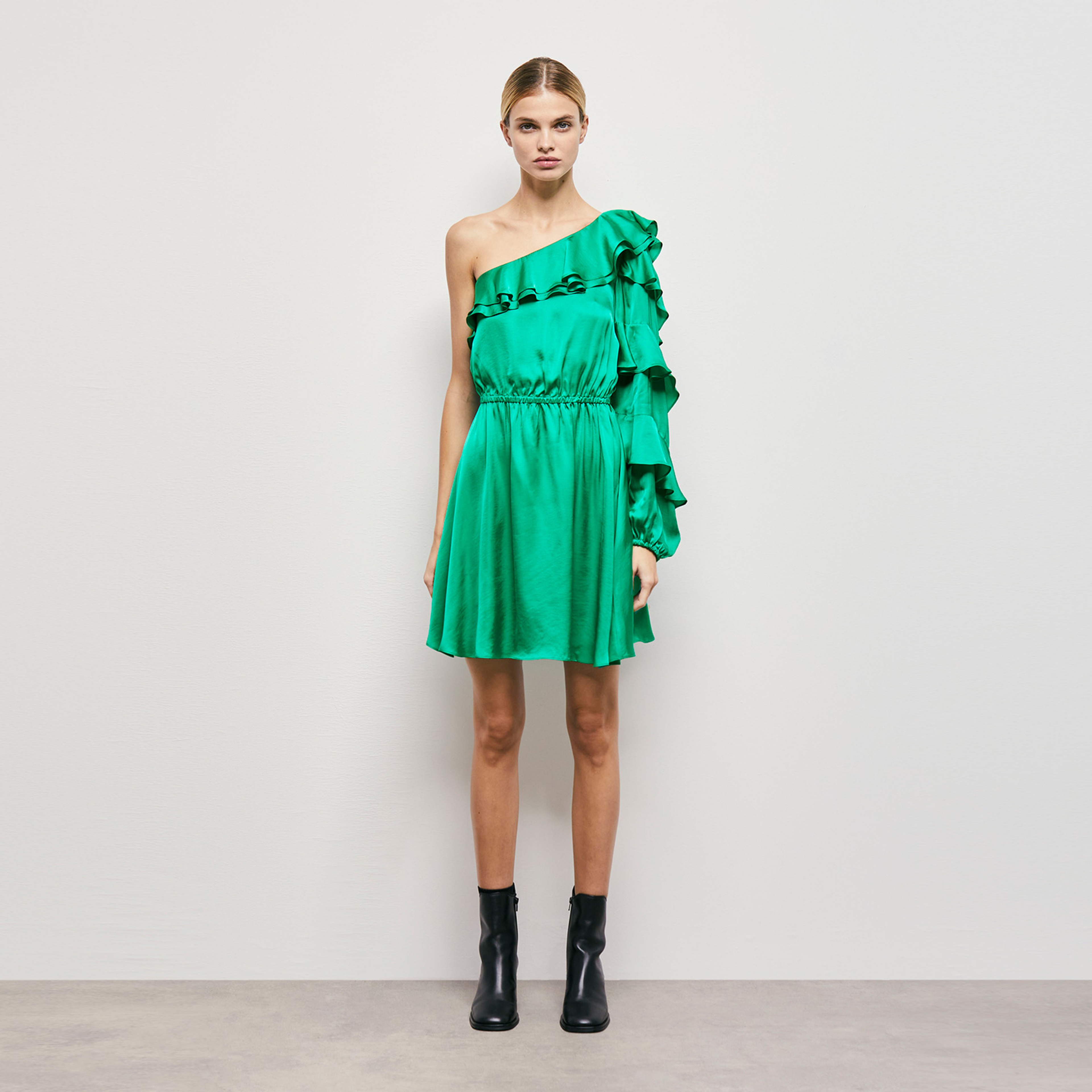 KADIN VOLANLI YEŞİL ELBİSE